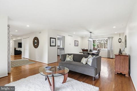 Tiny photo for 10 Spruce Court, OWINGS MILLS, MD 21117 (MLS # MDBC2157652)