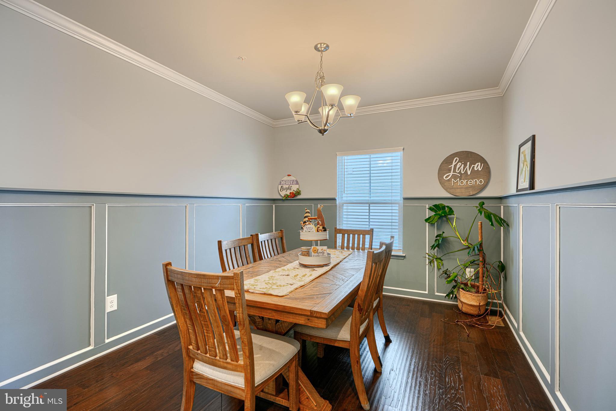 SCENIC MANOR - Residential