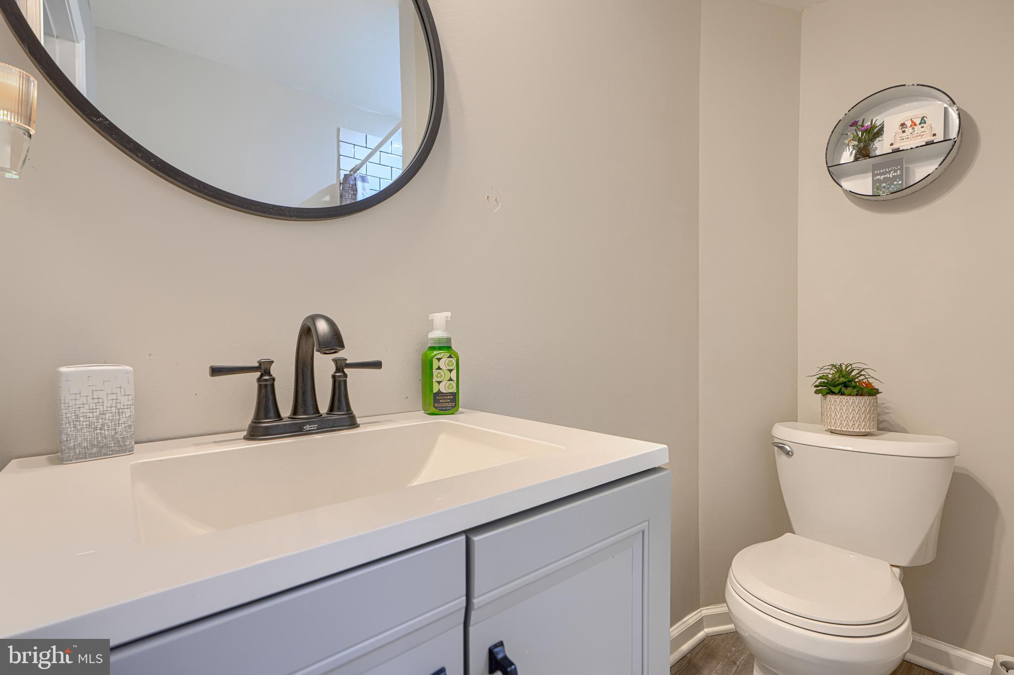 SCENIC MANOR - Residential