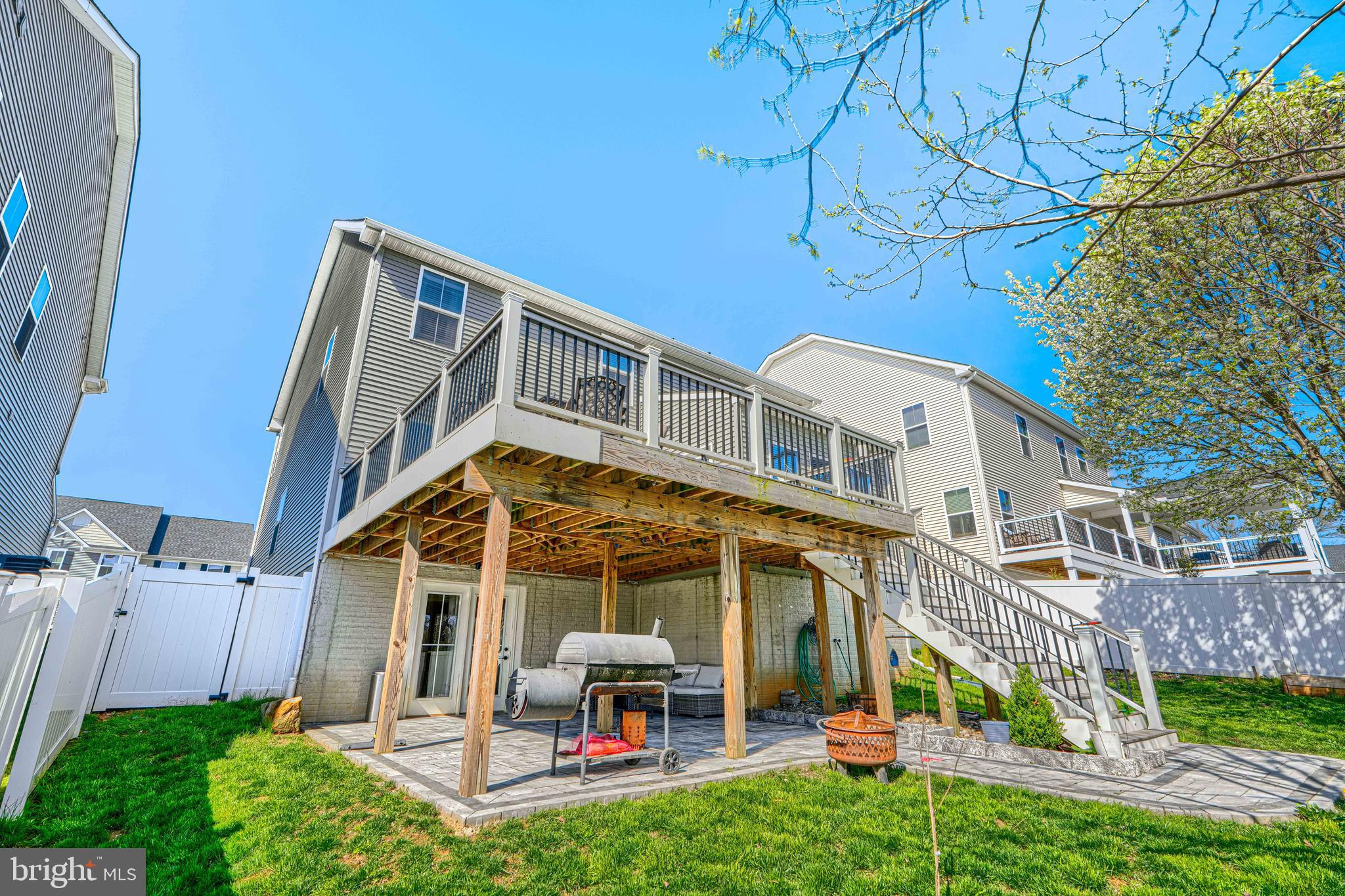 SCENIC MANOR - Residential