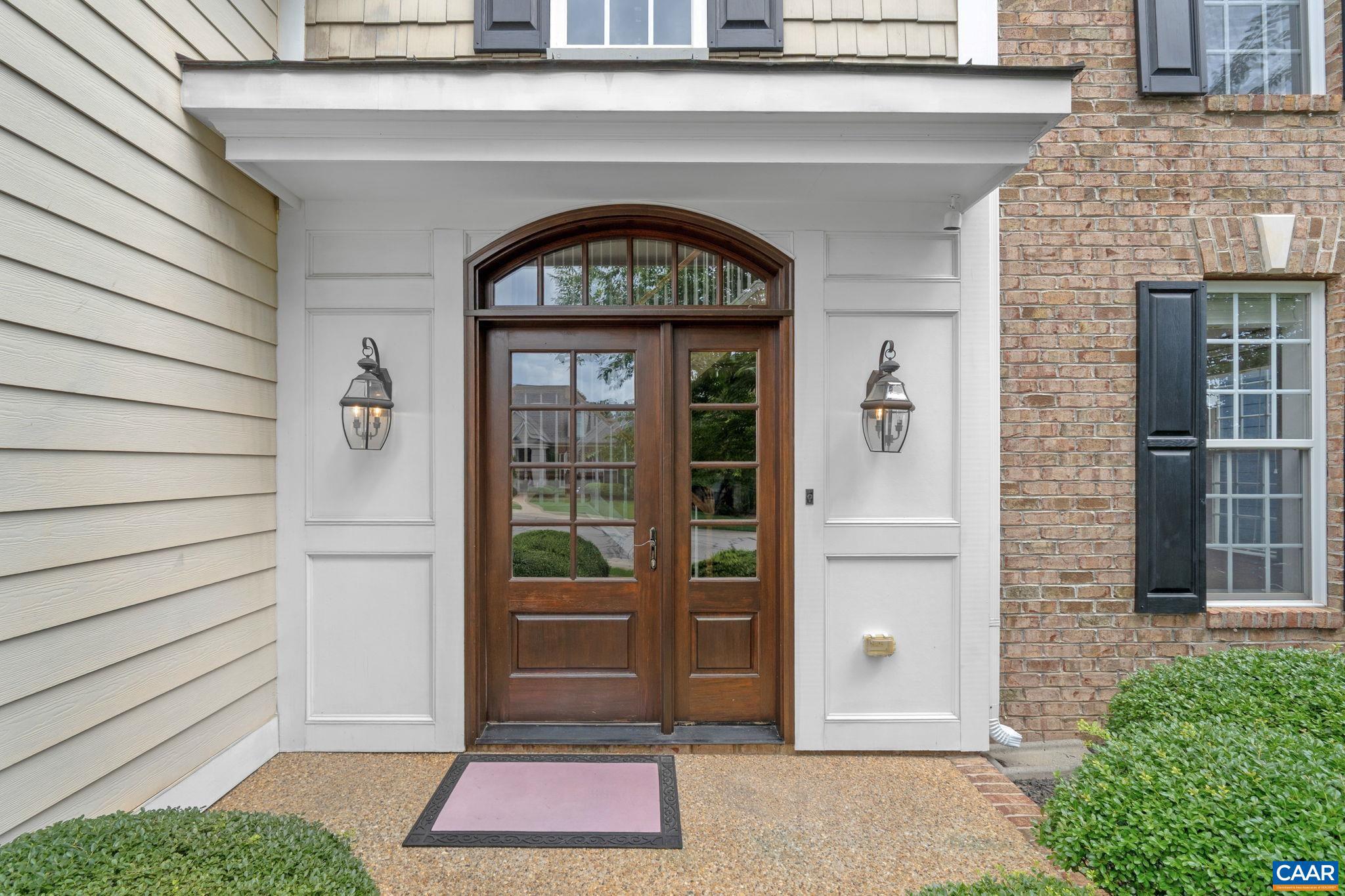 236 DEER RUN DR