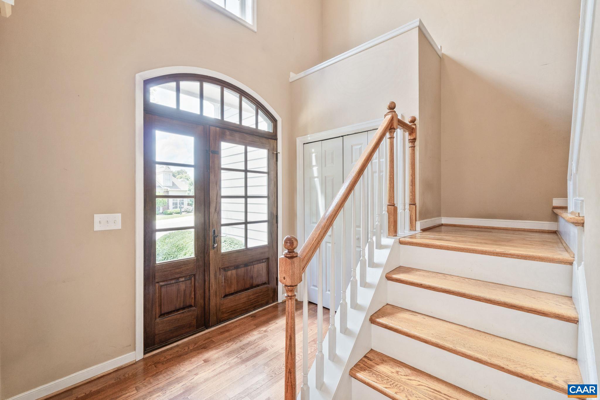 236 DEER RUN DR