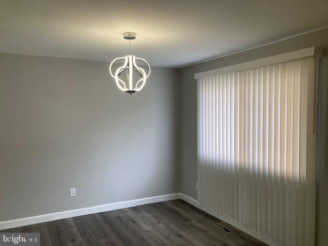 TWELVE TREES - Residential