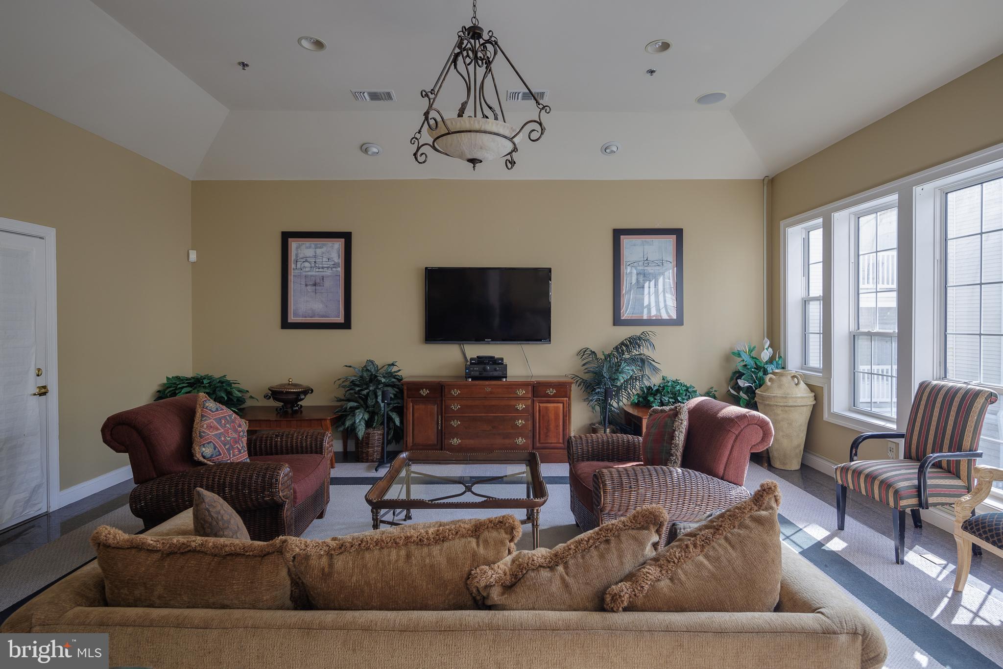 PALAZZO AT PARK CENTER - Residential