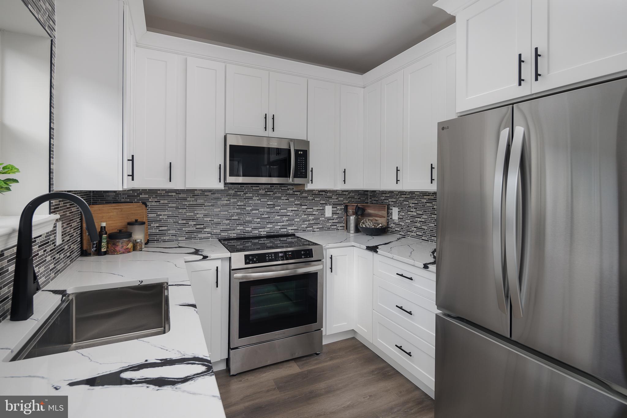 PALAZZO AT PARK CENTER - Residential