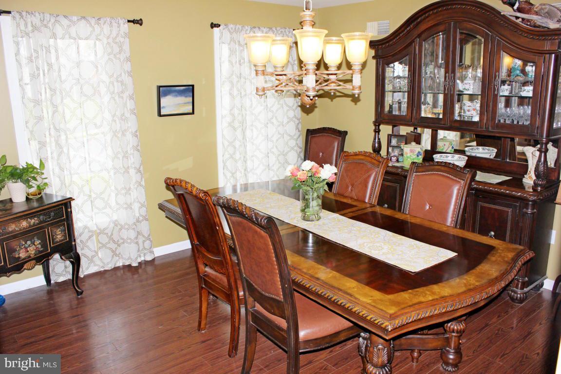 SUNSET RIDGE - Residential