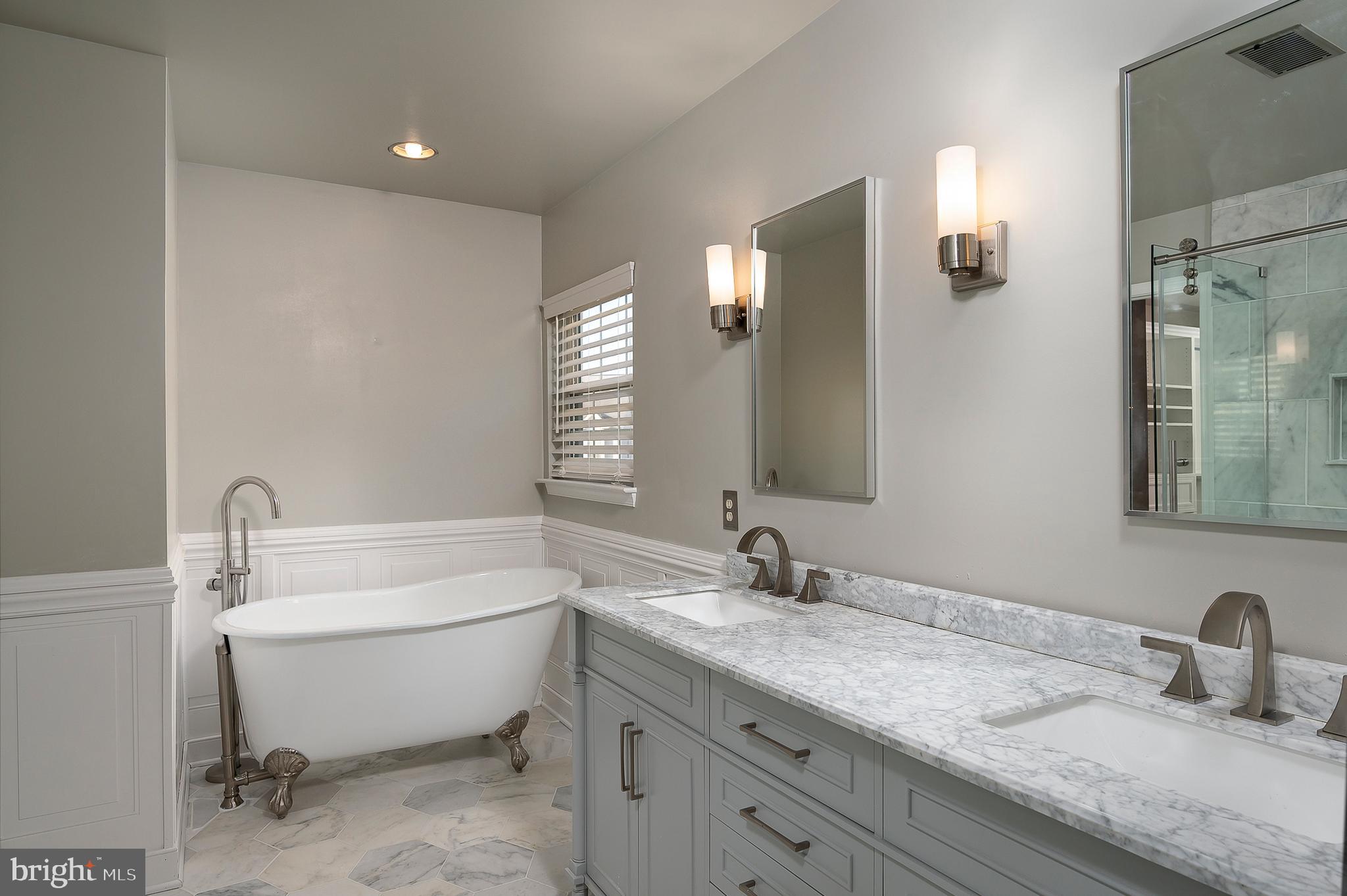 CROFTON FARMS - Residential