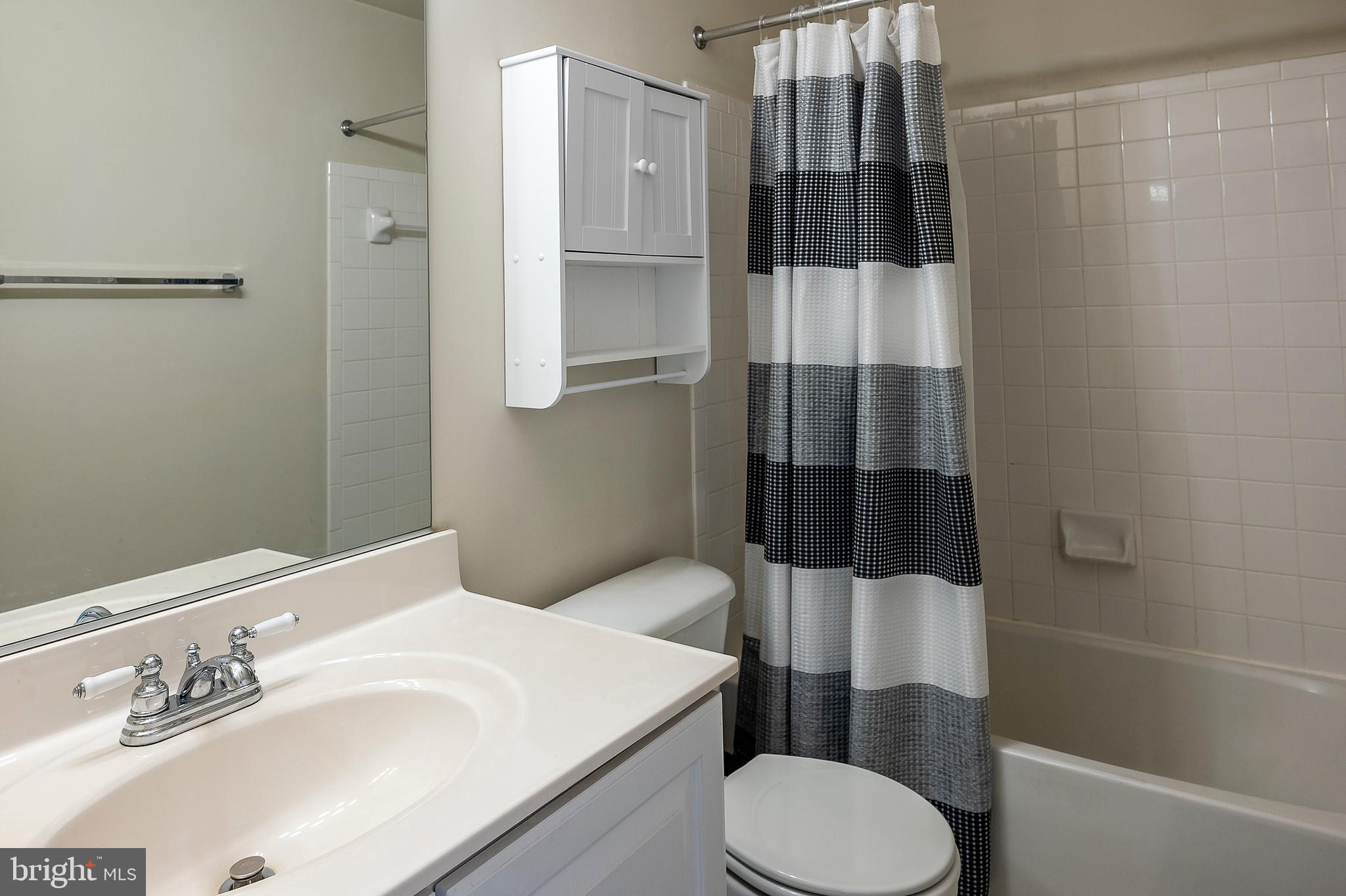 CROFTON FARMS - Residential