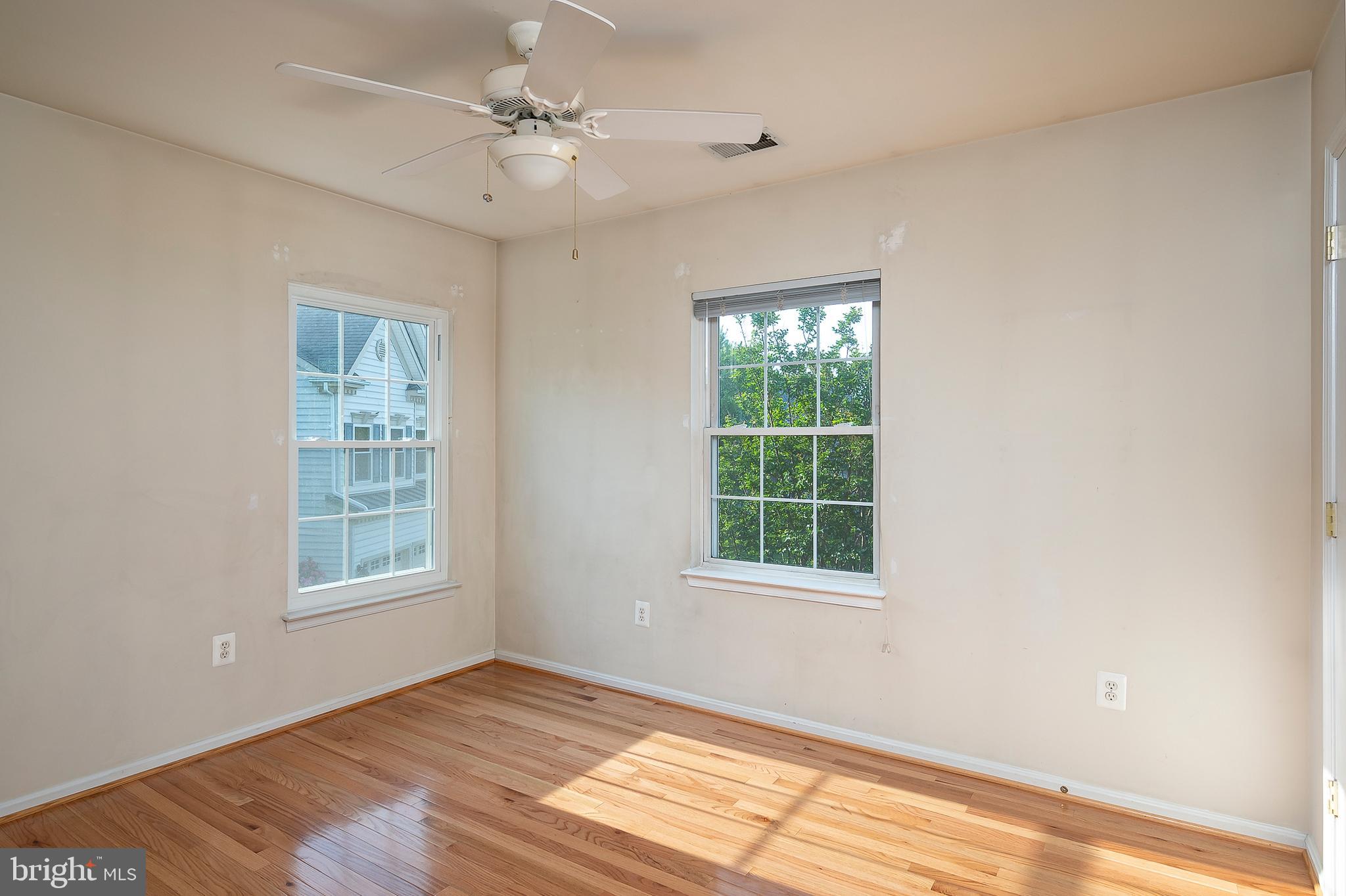 CROFTON FARMS - Residential