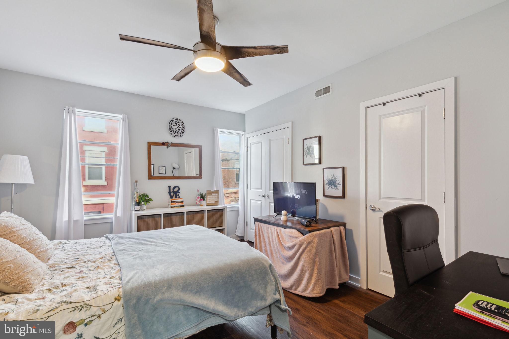 TEMPLE UNIVERSITY - Residential Lease