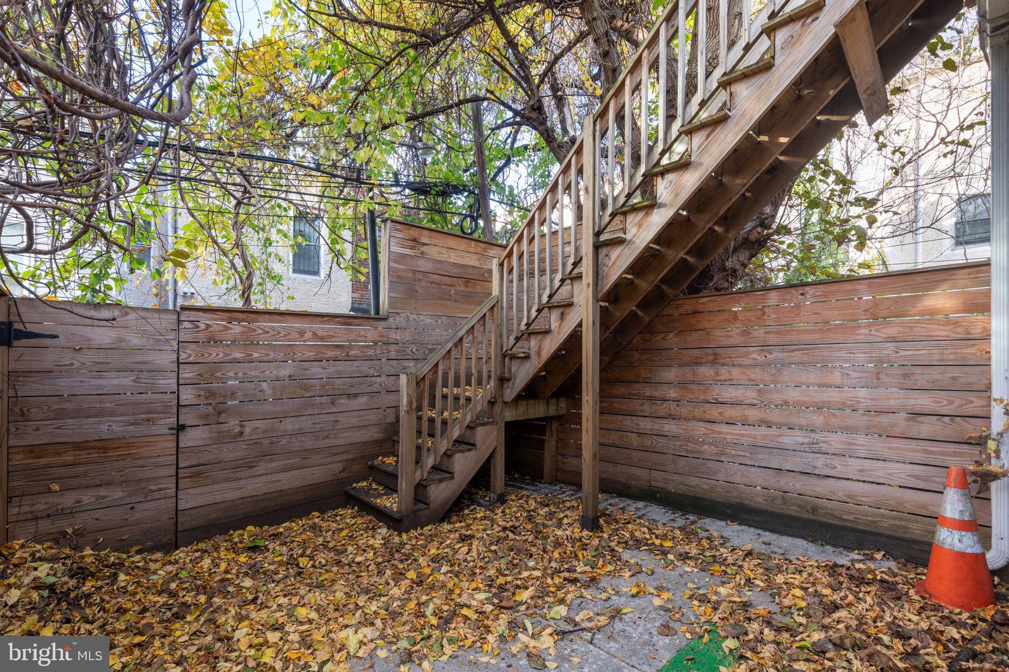 TEMPLE UNIVERSITY - Residential Lease