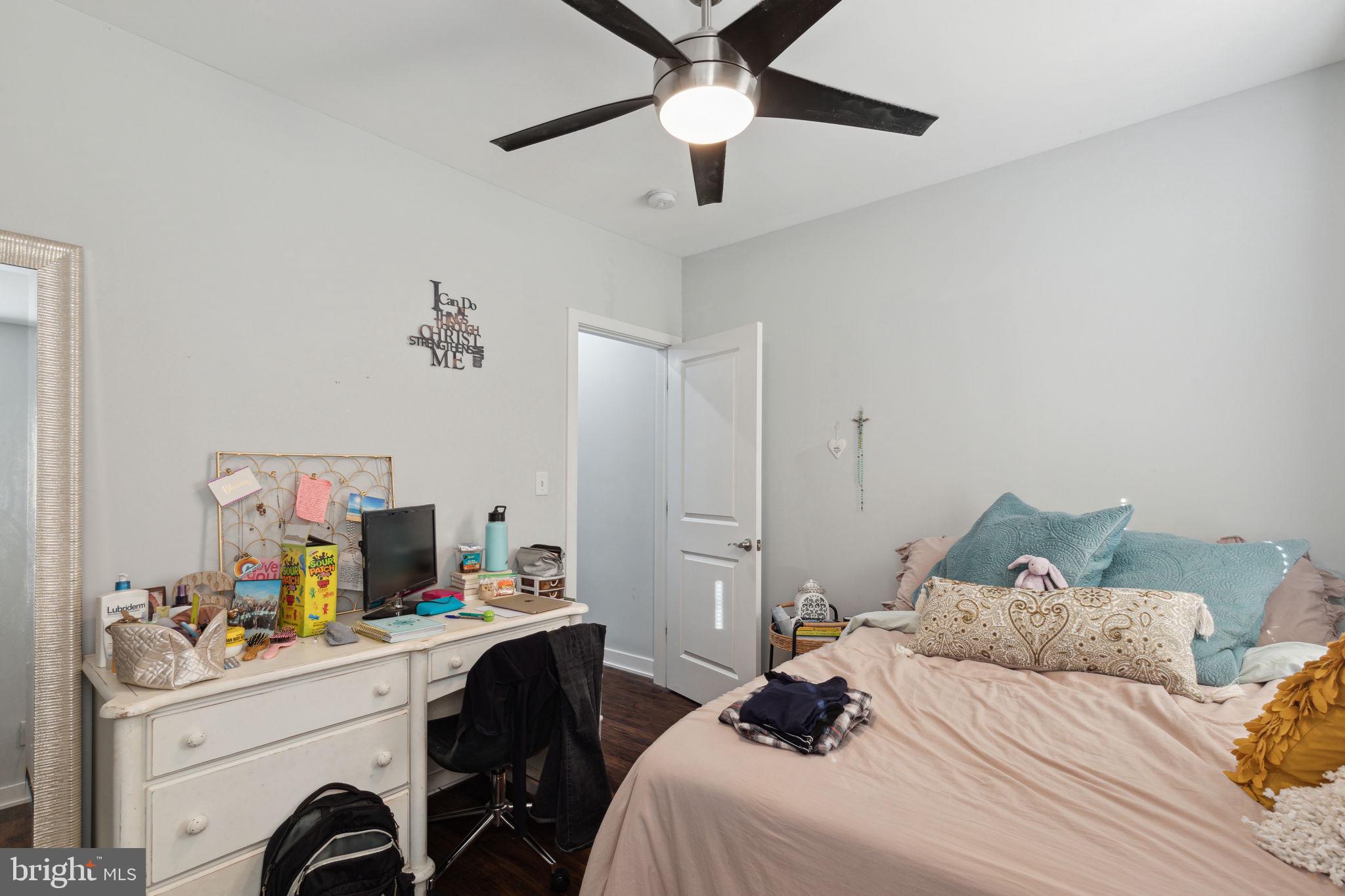 TEMPLE UNIVERSITY - Residential Lease
