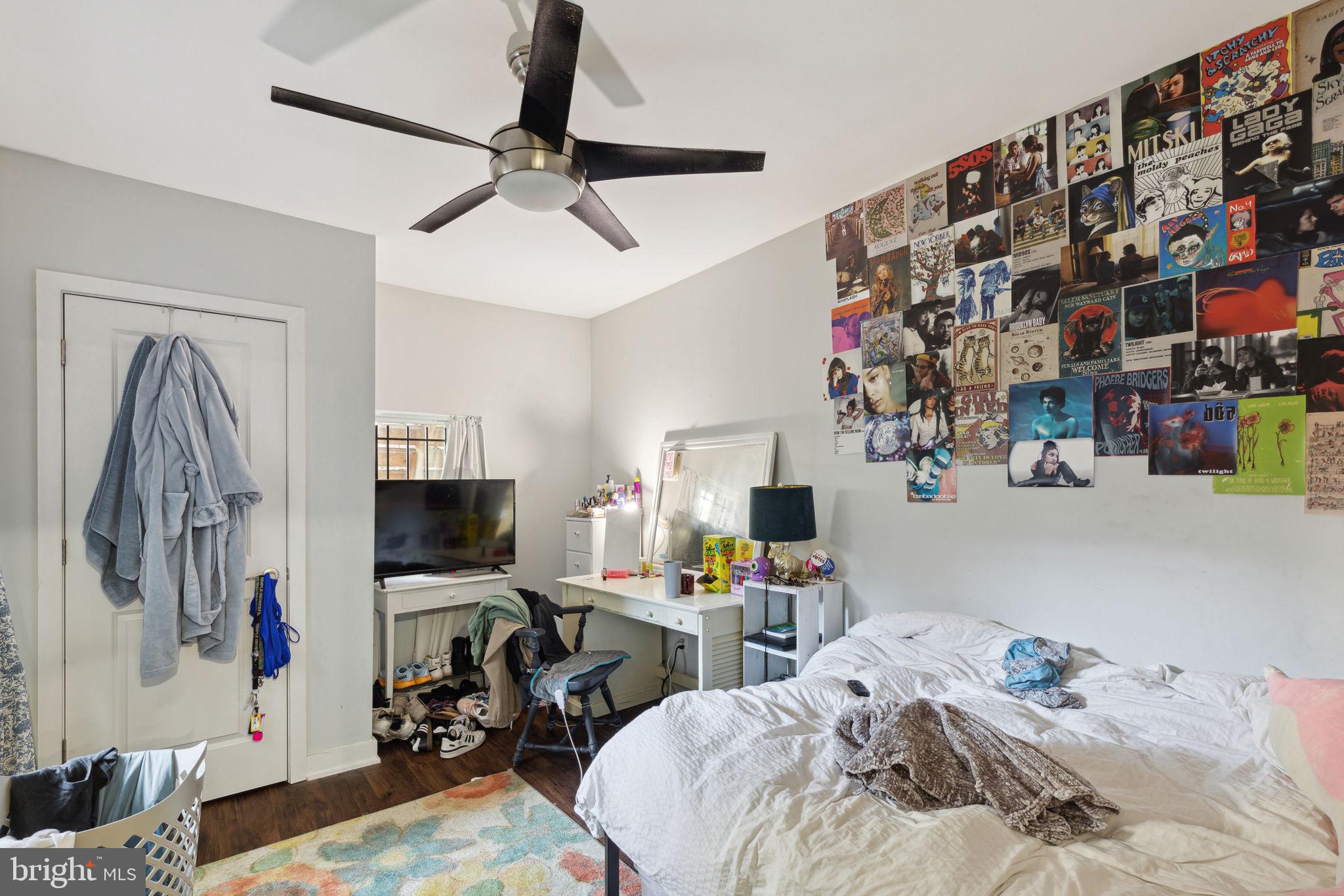 TEMPLE UNIVERSITY - Residential Lease