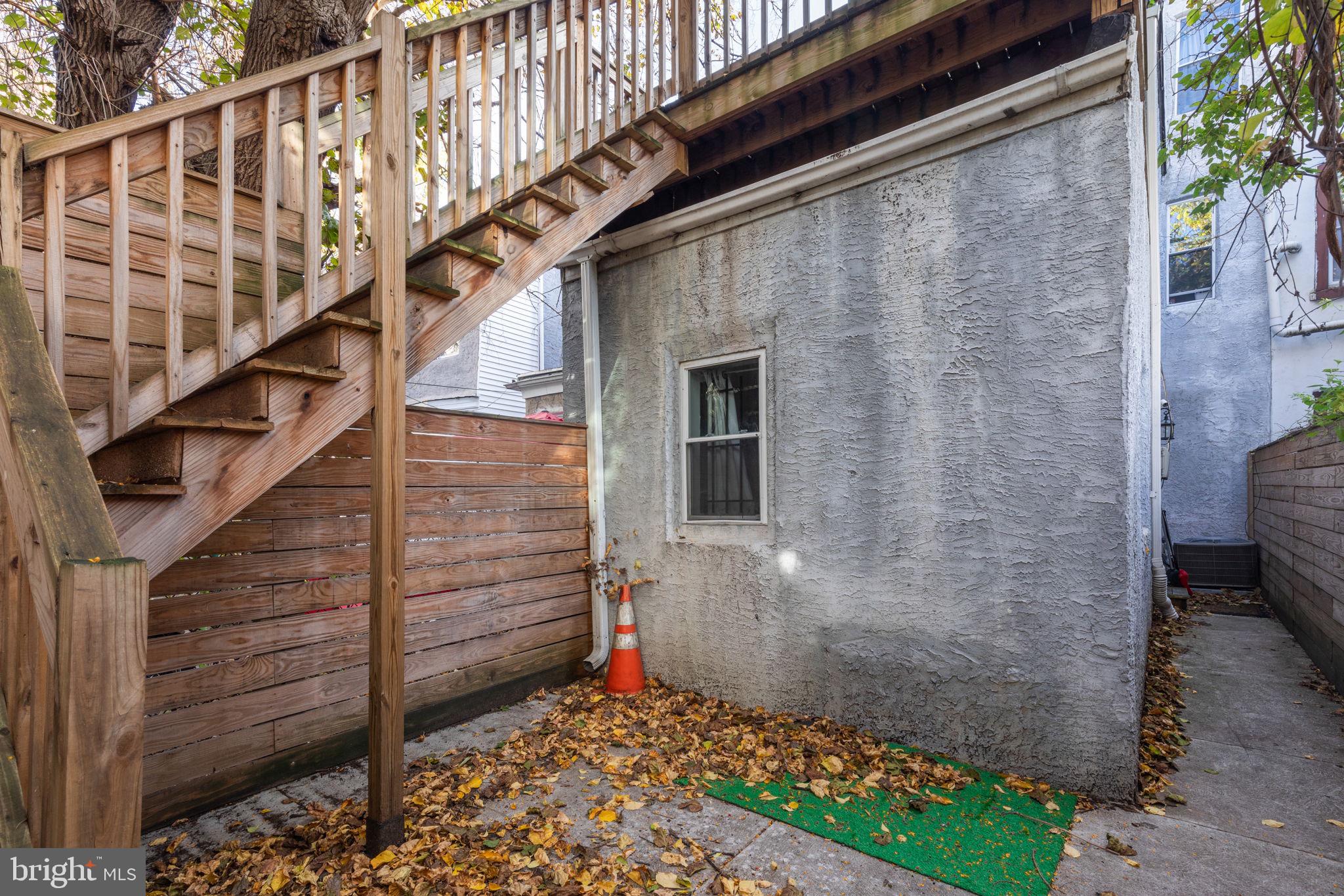 TEMPLE UNIVERSITY - Residential Lease