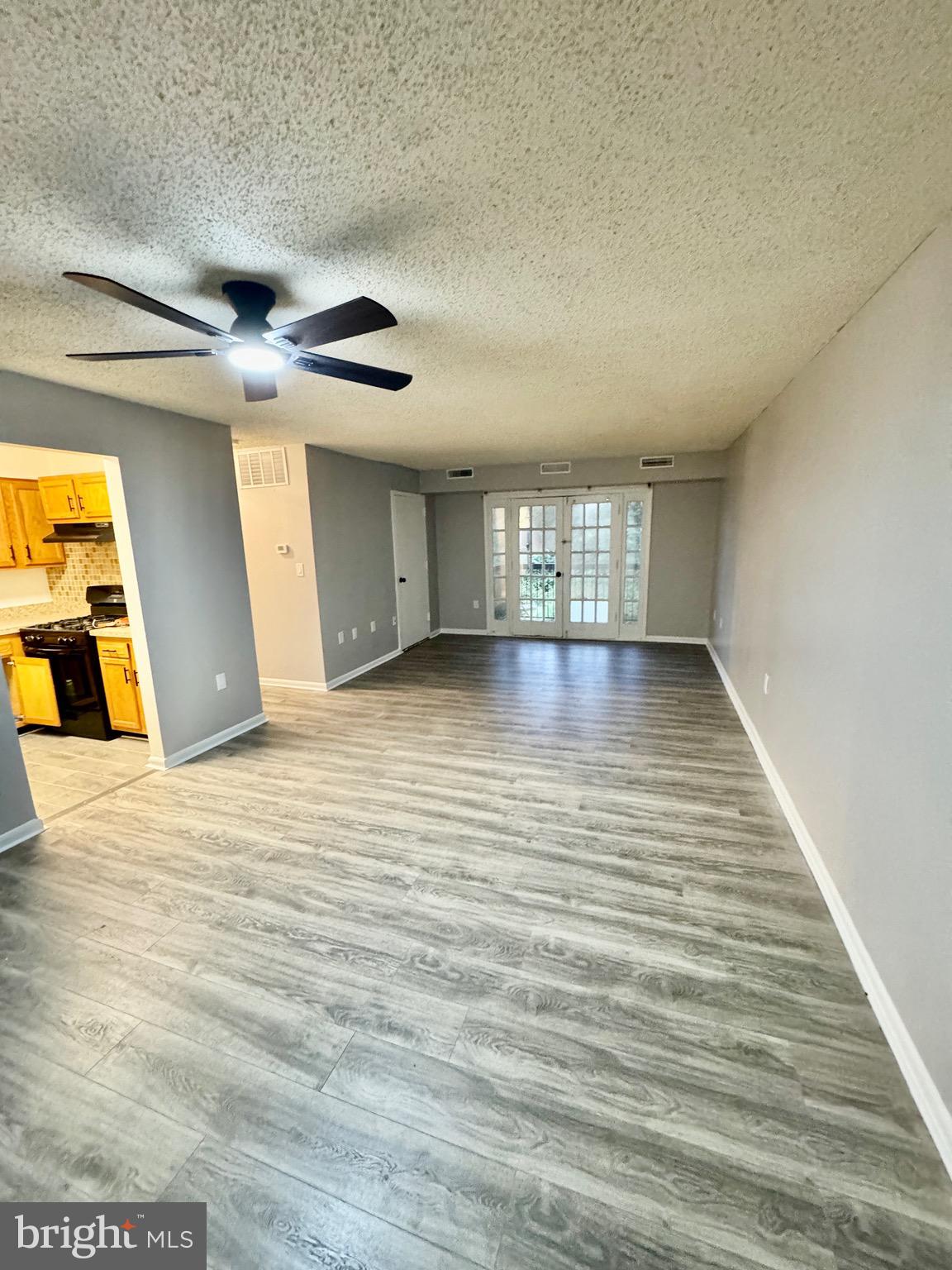 SWANN HILL CONDOMINIUMS - Residential Lease