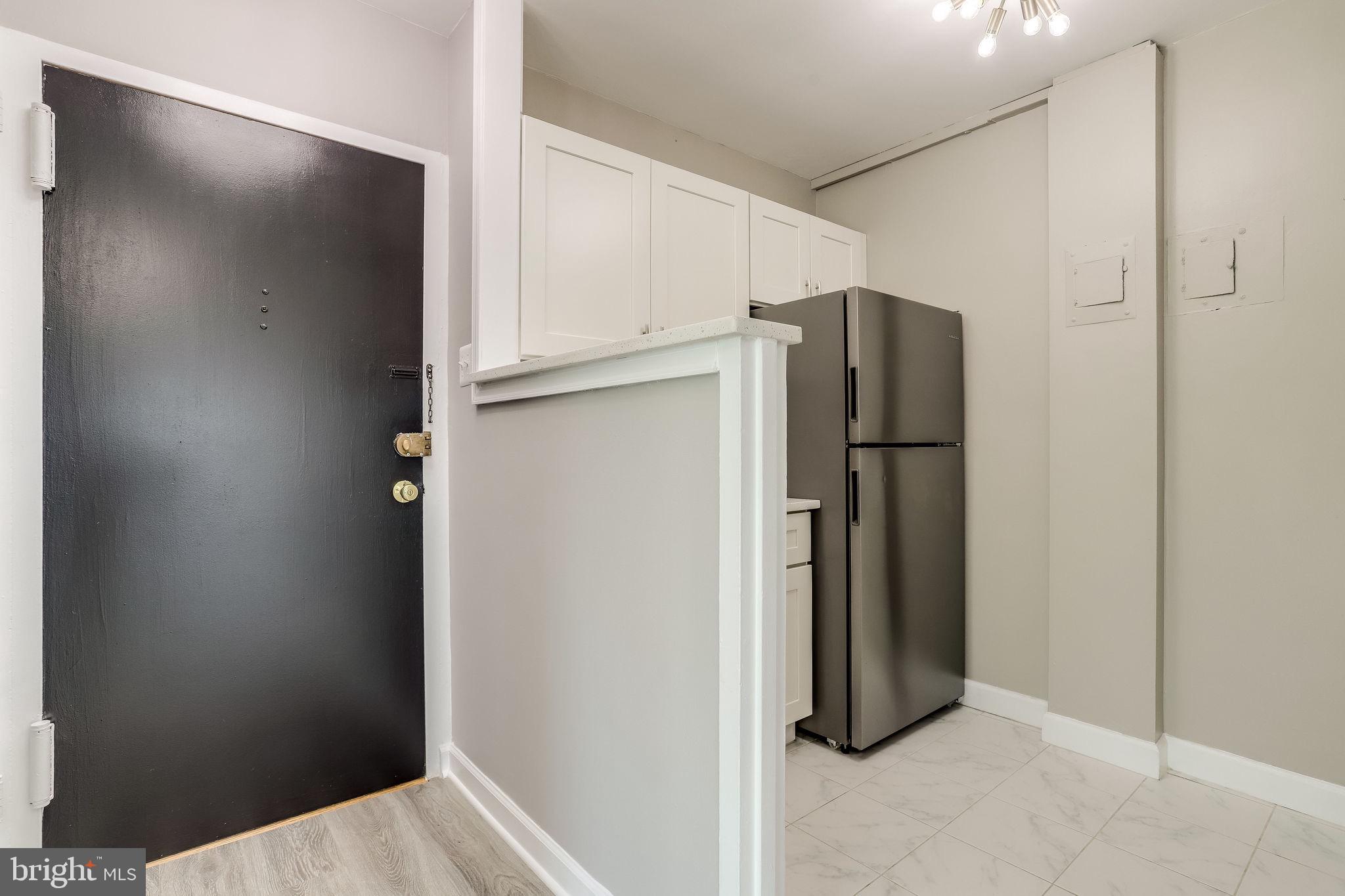 RIVER PLACE SOUTH - Residential Lease