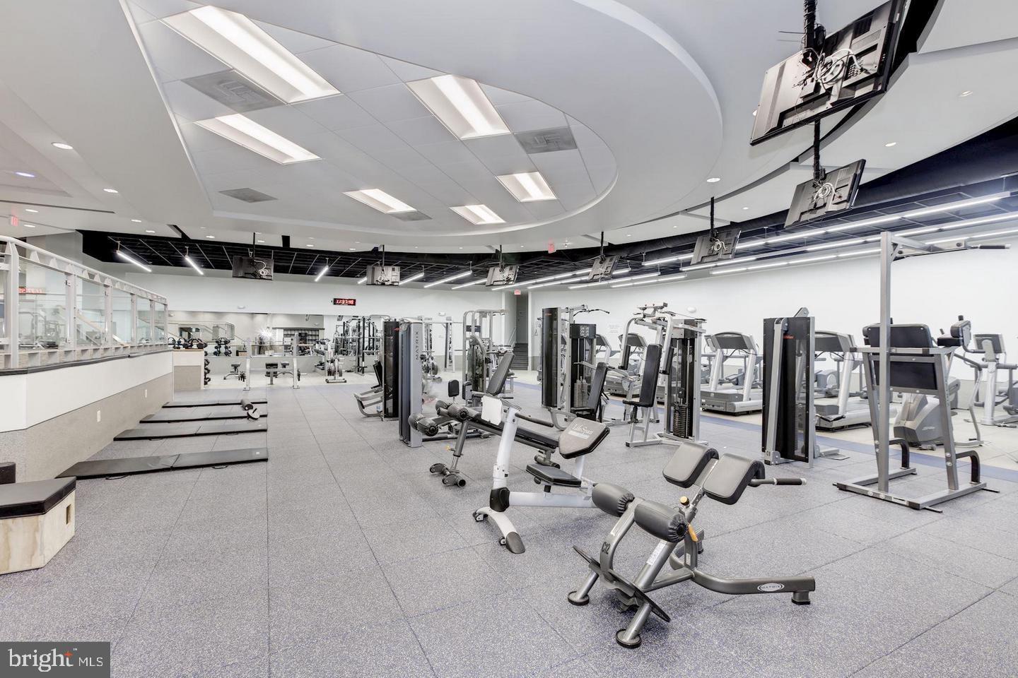 RIVER PLACE SOUTH - Residential Lease