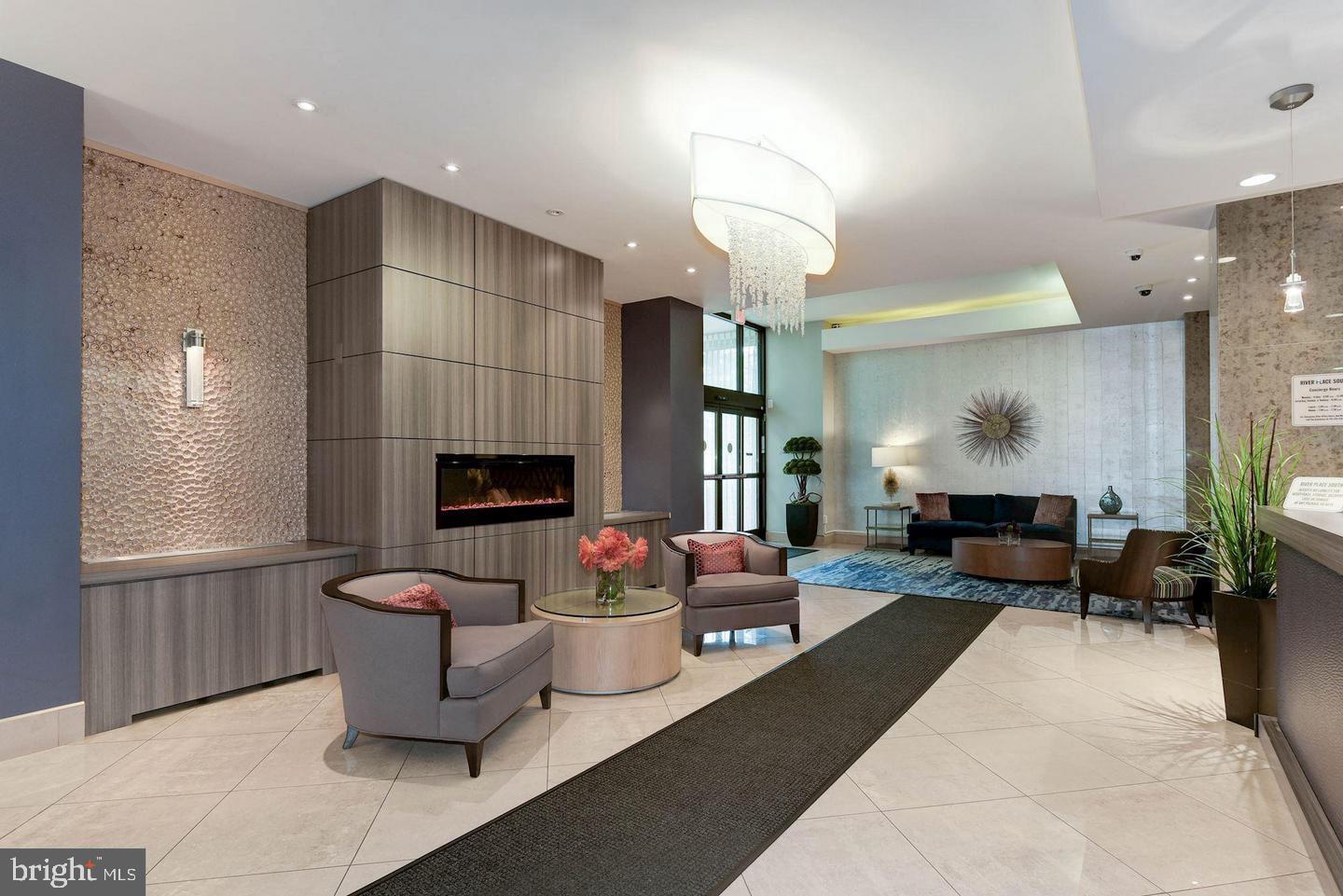 RIVER PLACE SOUTH - Residential Lease