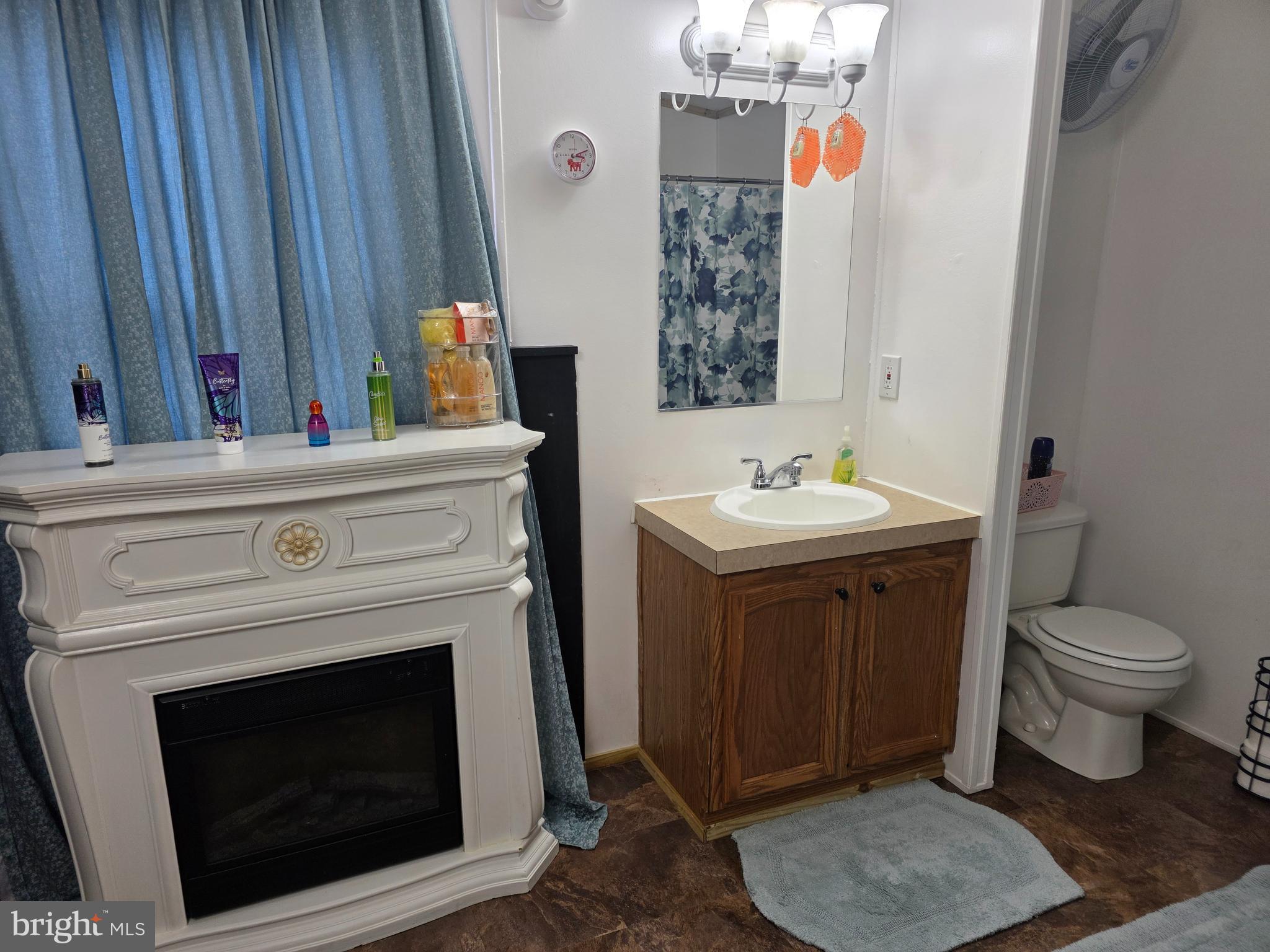 OAK RIDGE ESTATES - Residential