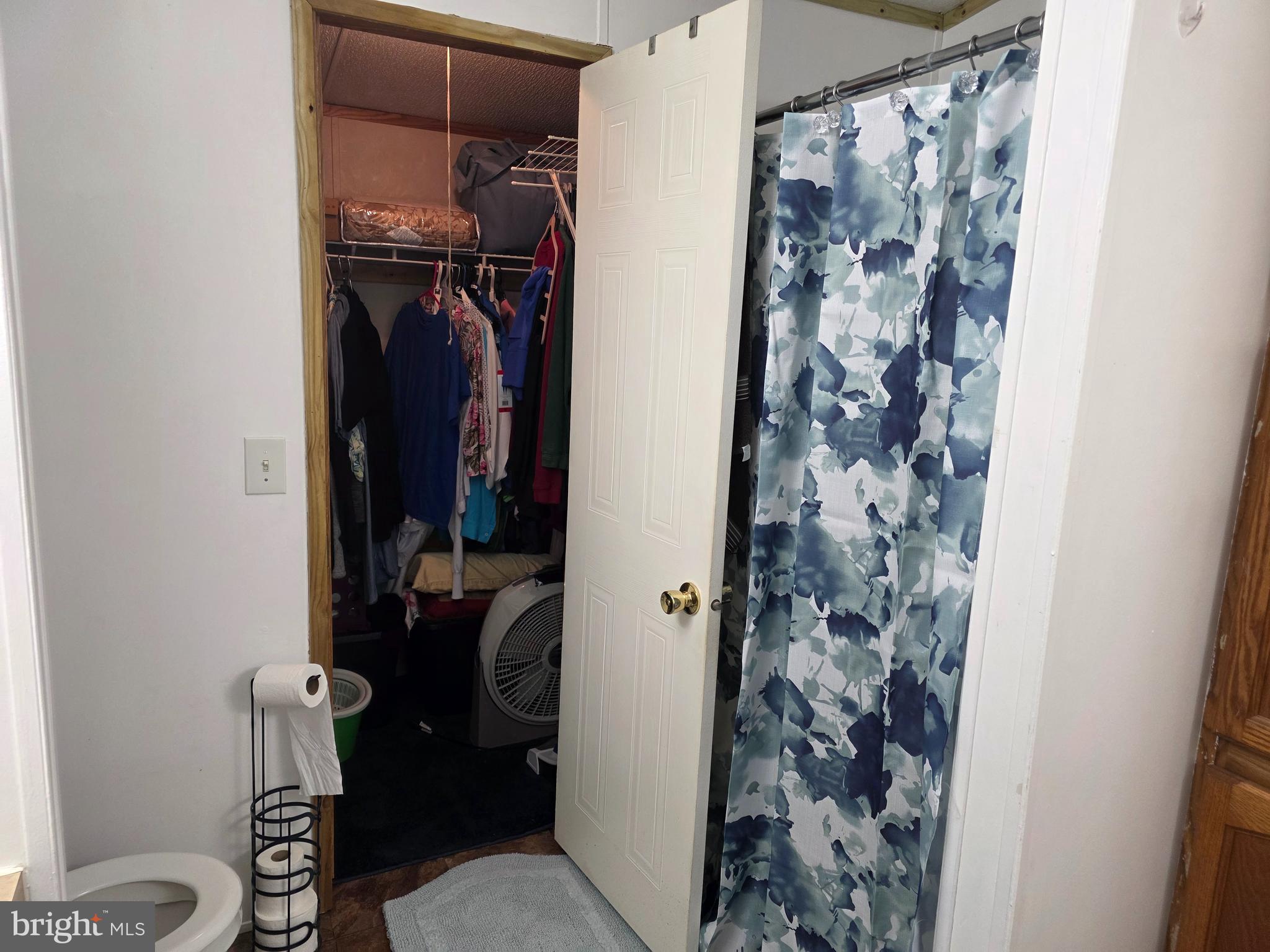 OAK RIDGE ESTATES - Residential