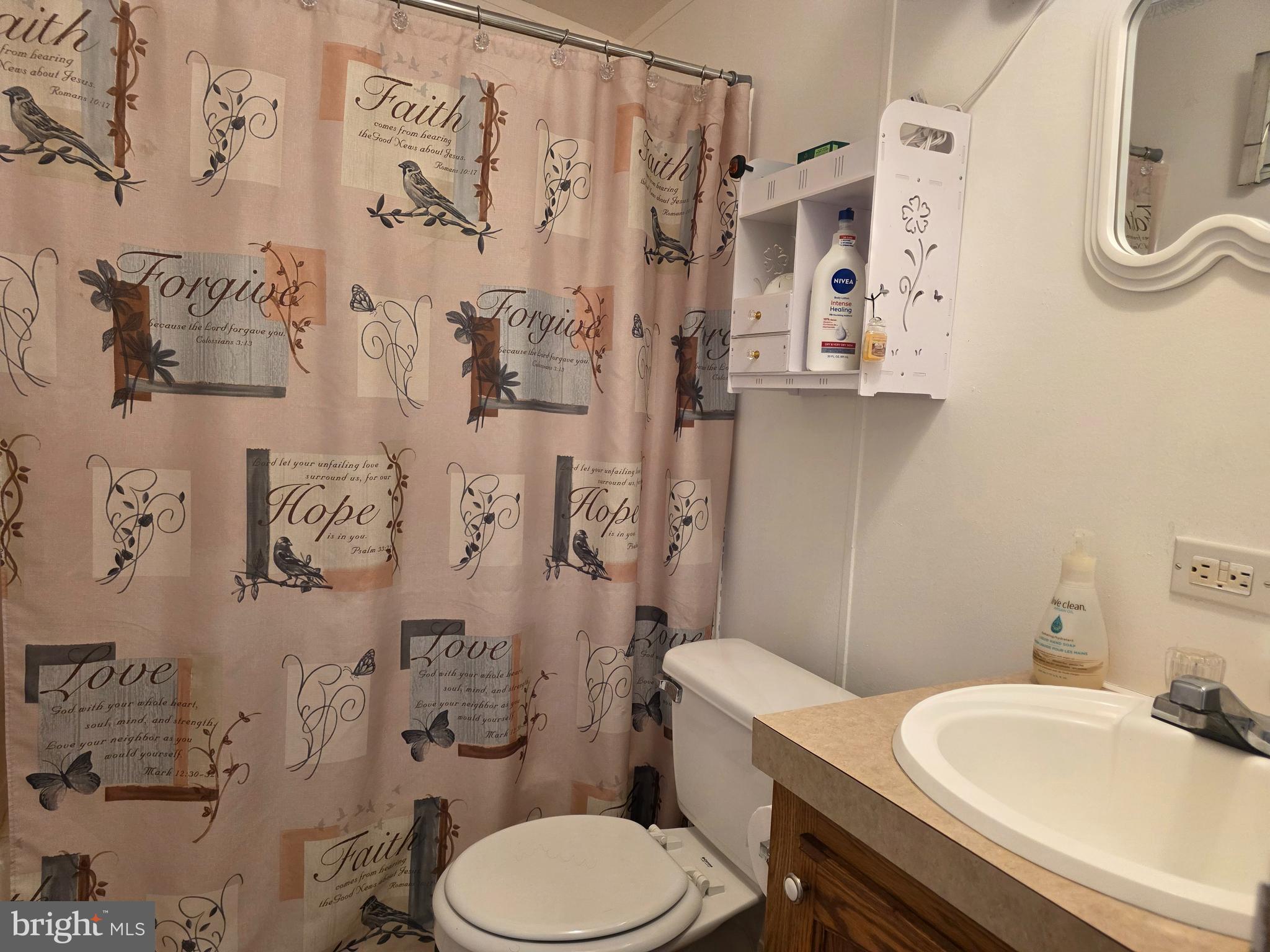 OAK RIDGE ESTATES - Residential