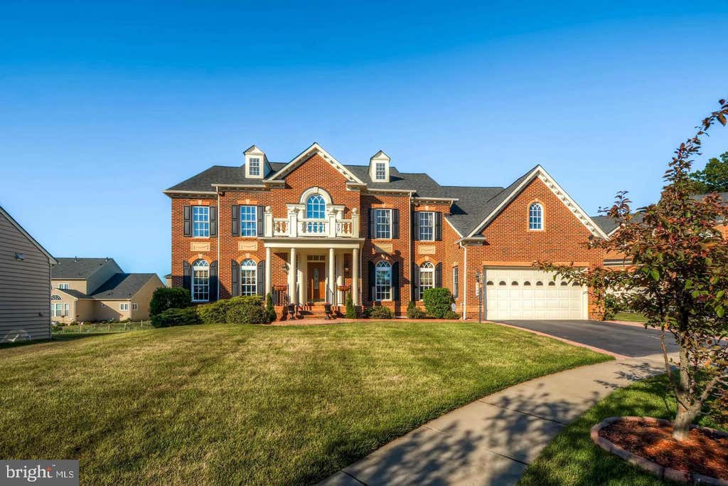Photo of 7162 Somerton Court, HANOVER, MD 21076 (MLS # MDAA2155102)