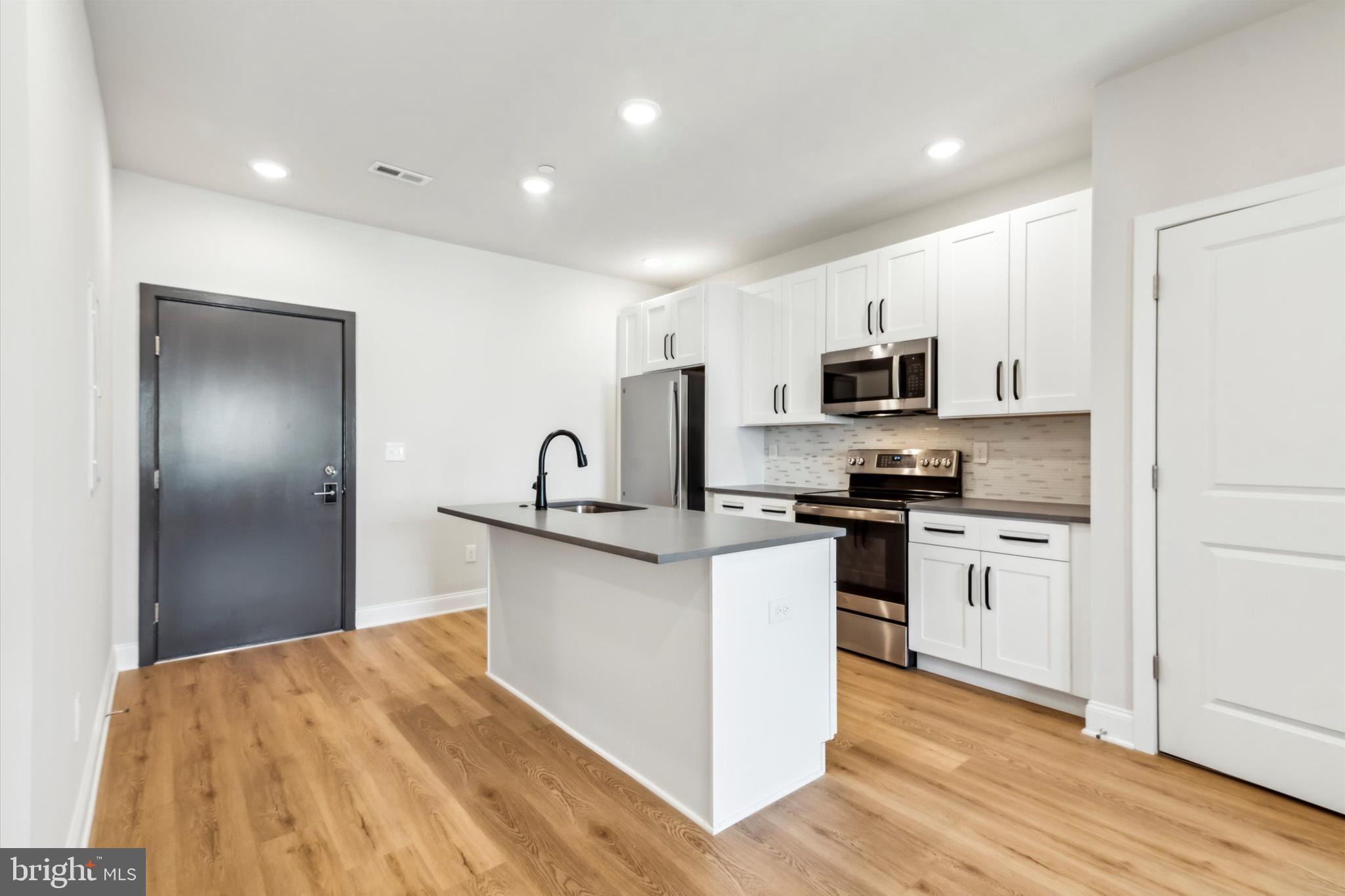 FISHTOWN - Residential Lease