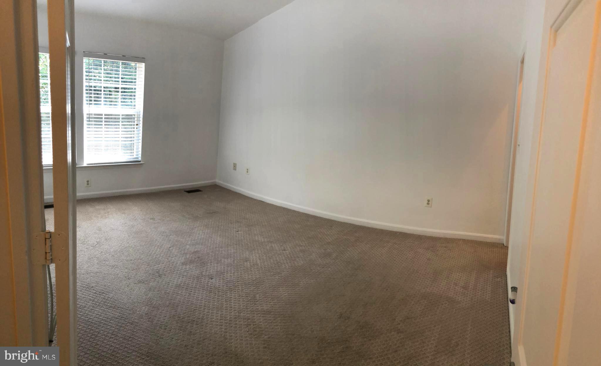 RIDGEFIELD CROSSING - Residential