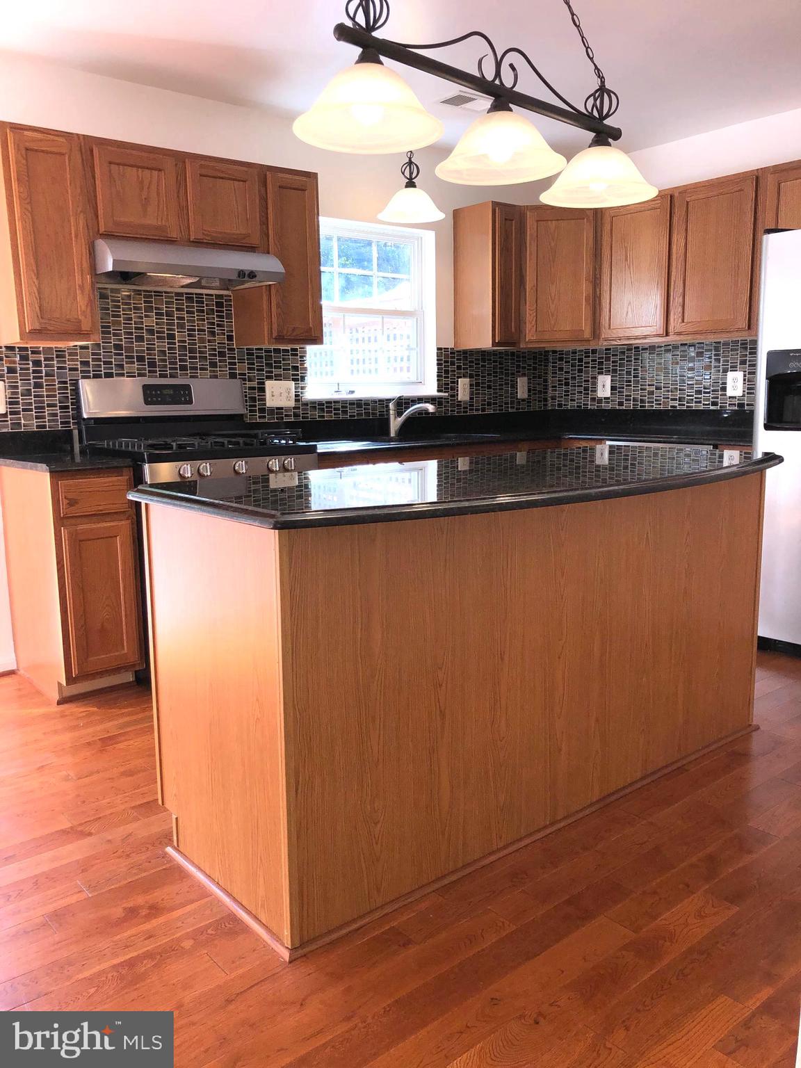 RIDGEFIELD CROSSING - Residential