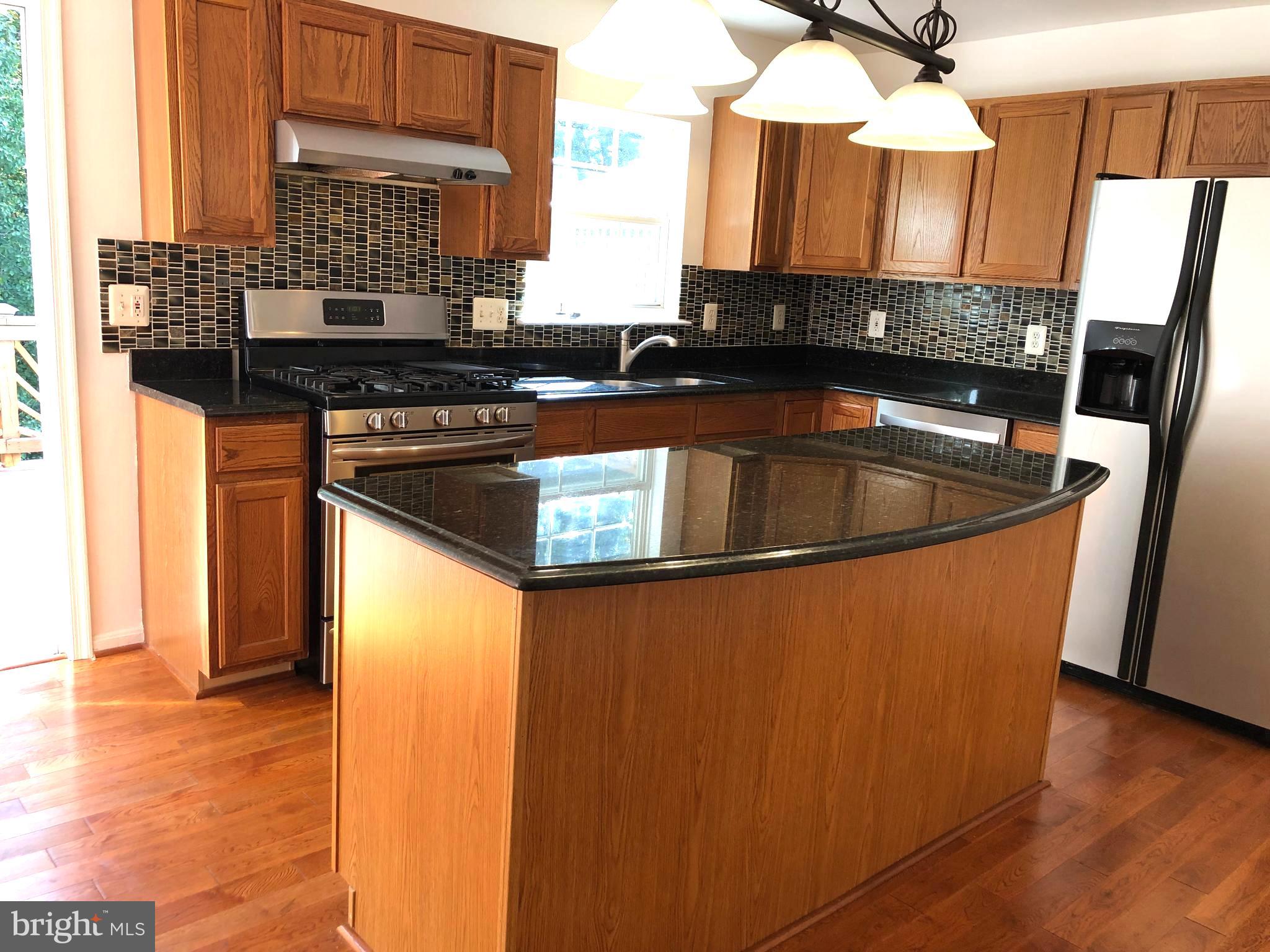 RIDGEFIELD CROSSING - Residential