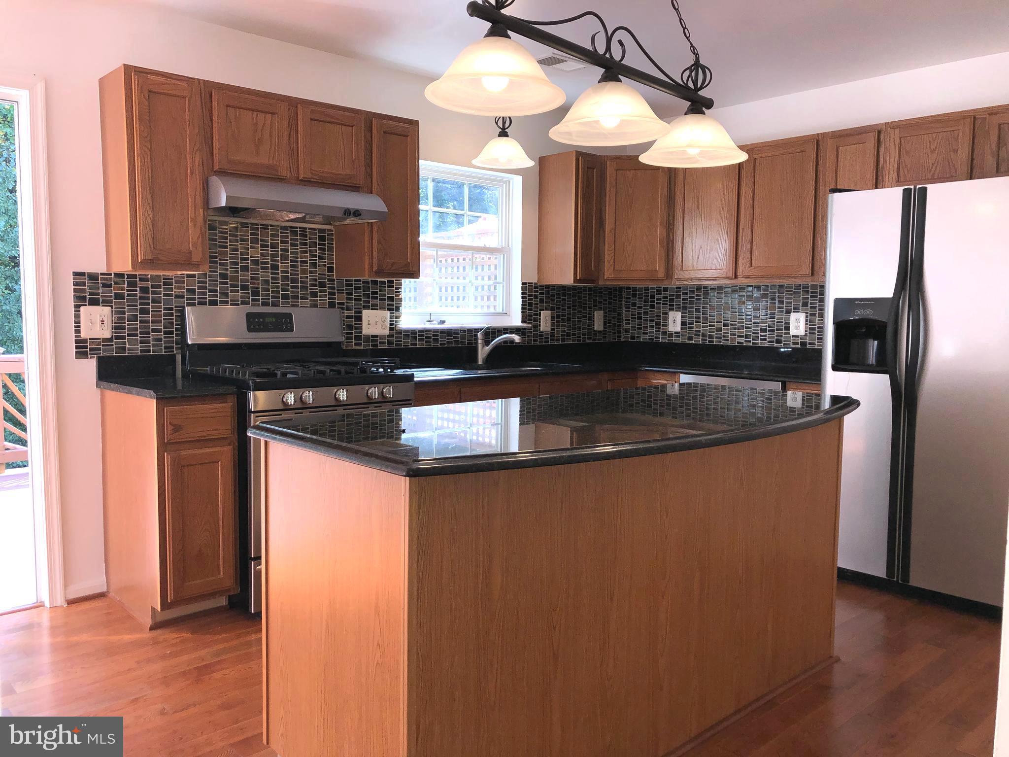 RIDGEFIELD CROSSING - Residential