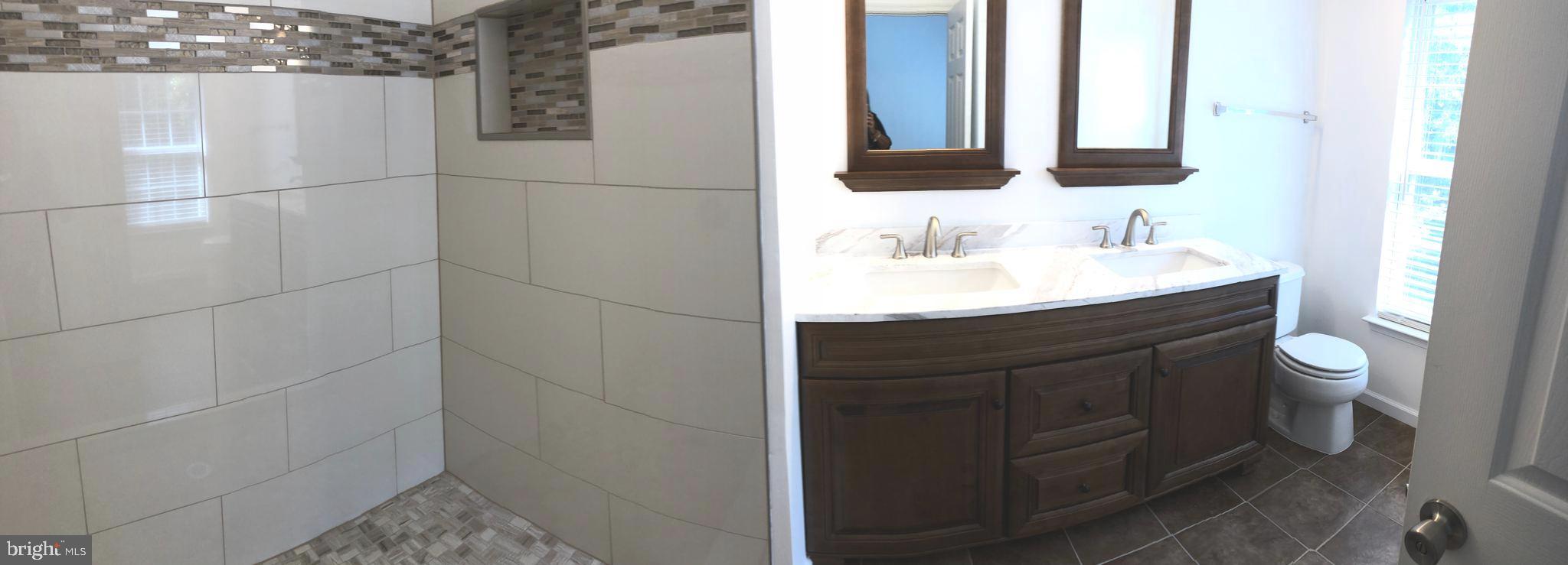 RIDGEFIELD CROSSING - Residential