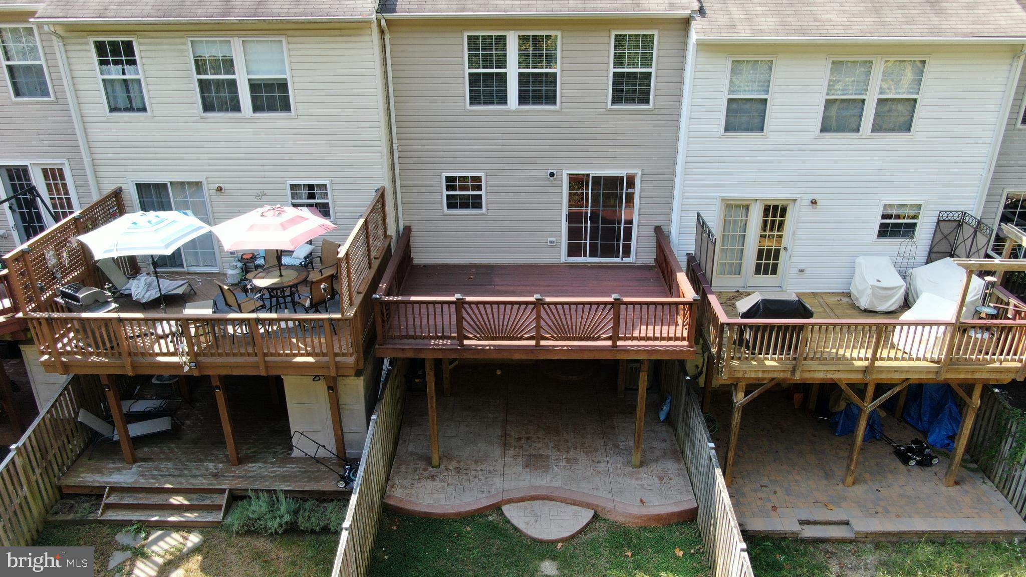 RIDGEFIELD CROSSING - Residential