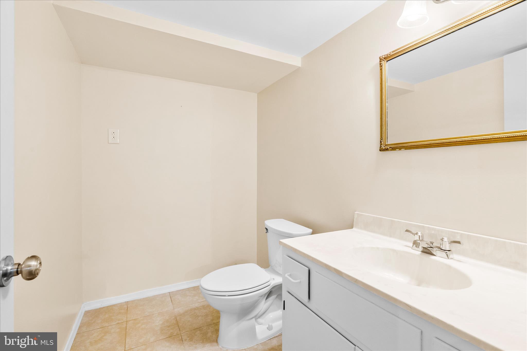 VILLA ESTATES - Residential