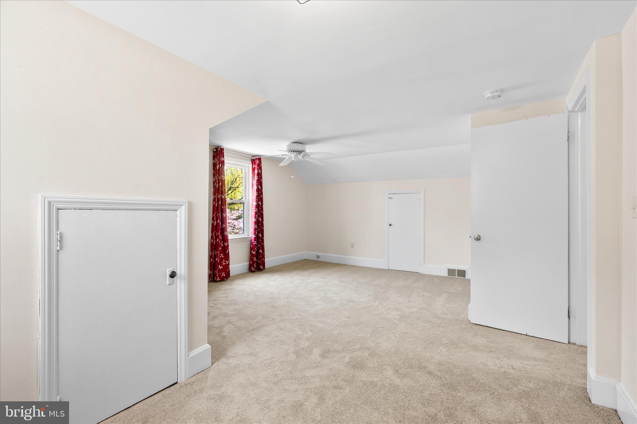 VILLA ESTATES - Residential