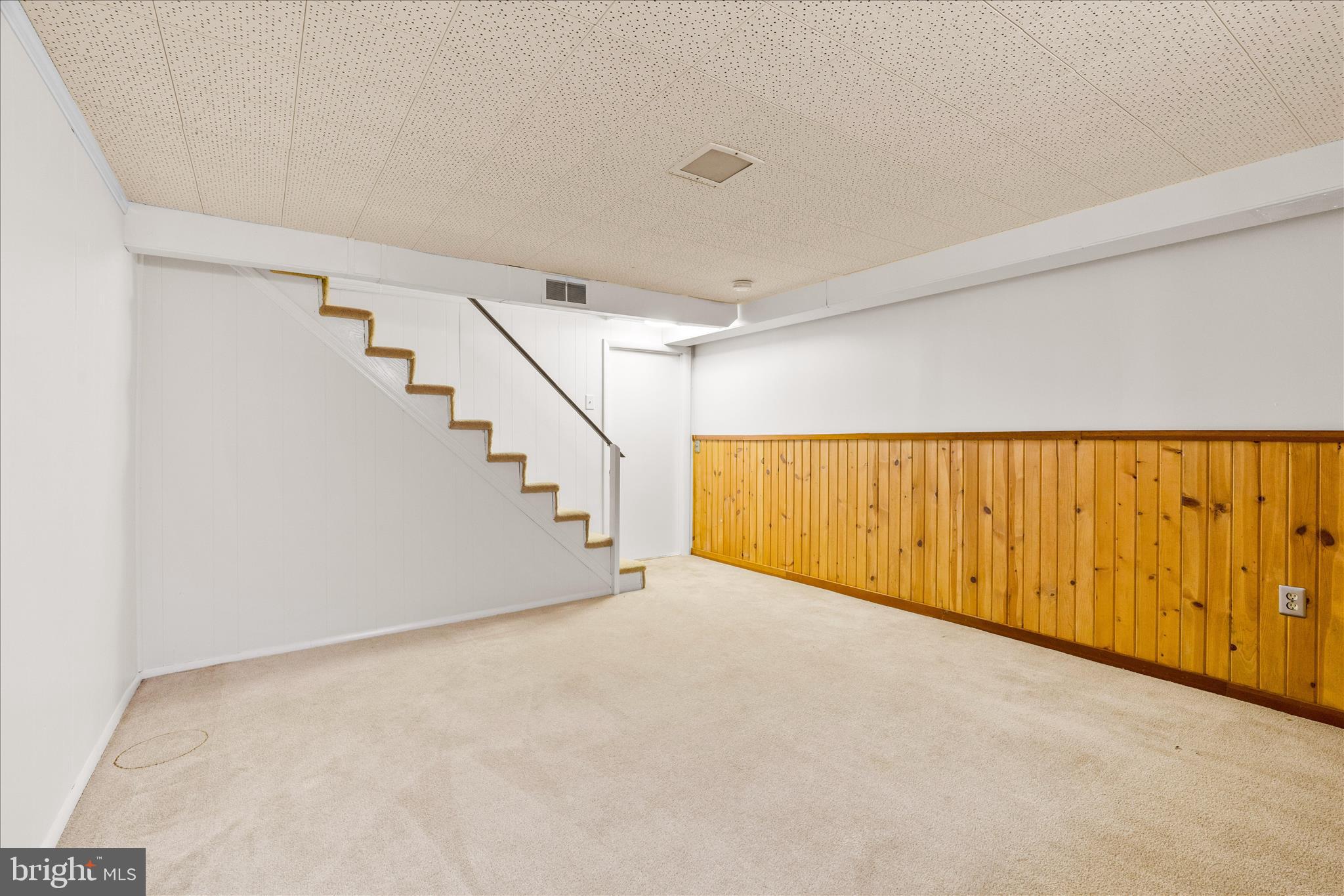 VILLA ESTATES - Residential