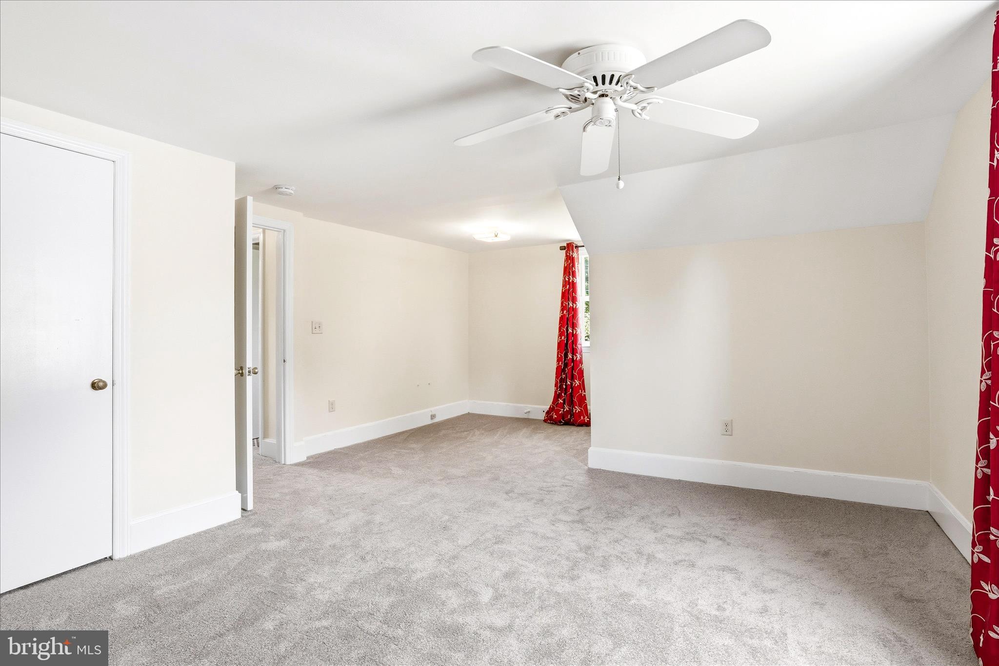 VILLA ESTATES - Residential