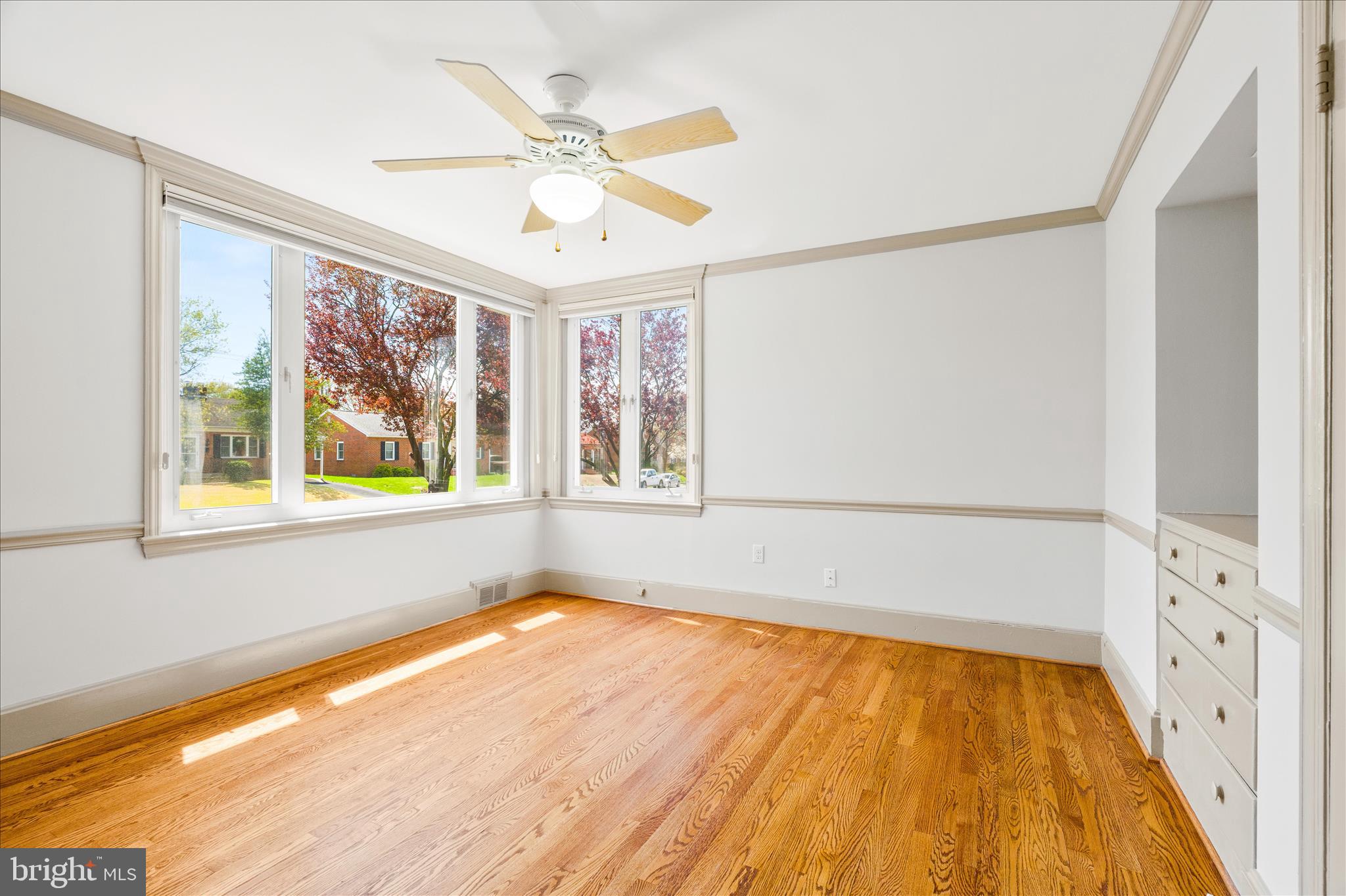 VILLA ESTATES - Residential