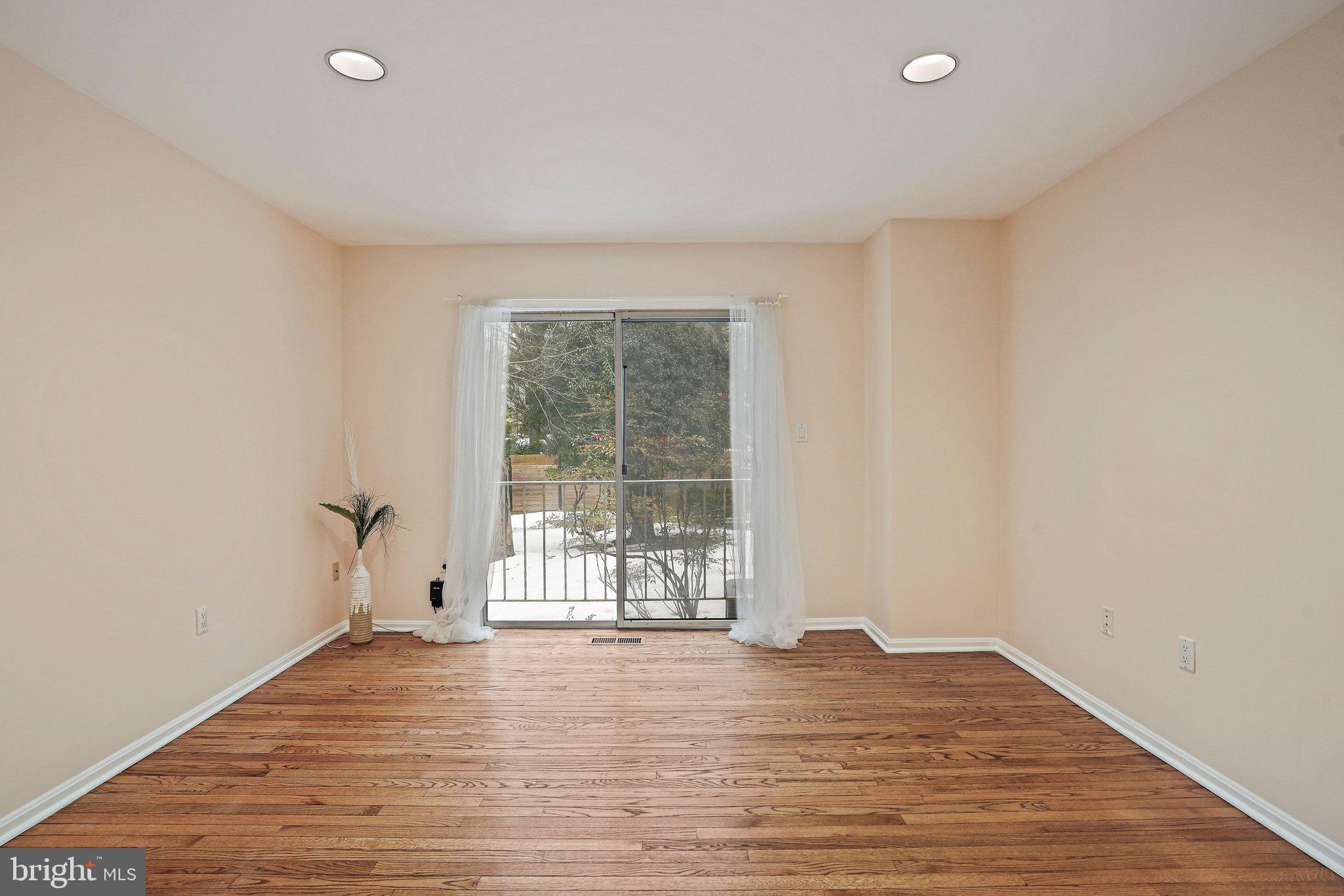 BEDFORDSHIRE - Residential