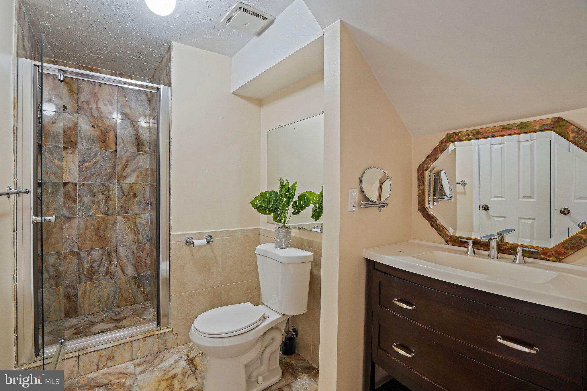 BEDFORDSHIRE - Residential