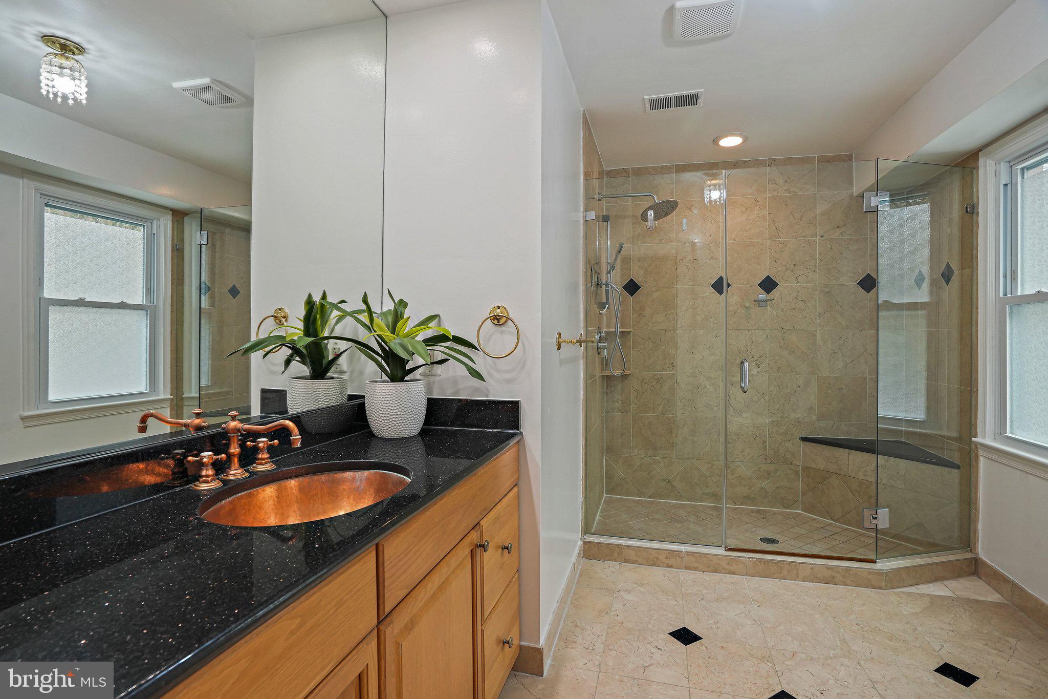 BEDFORDSHIRE - Residential