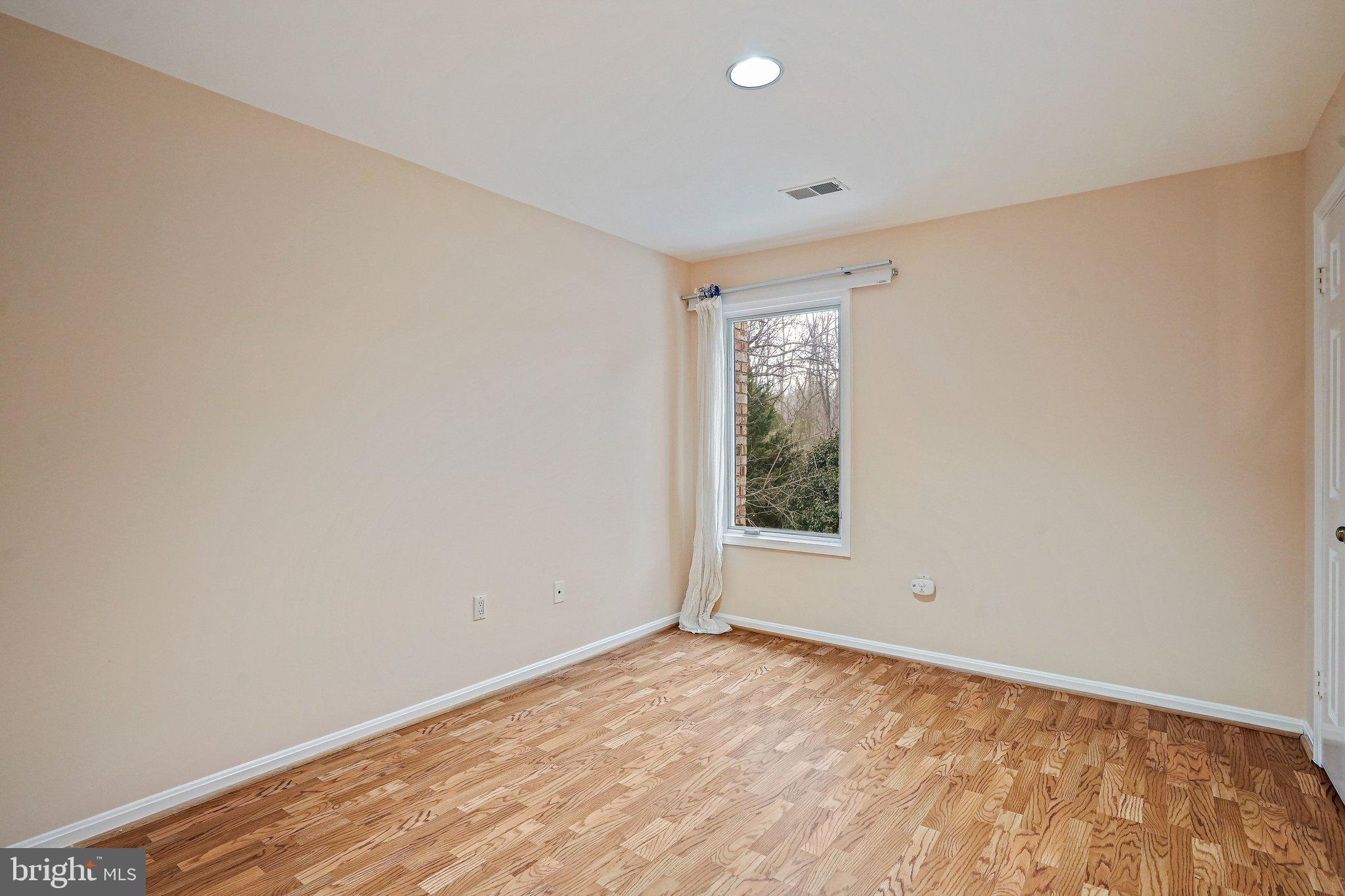 BEDFORDSHIRE - Residential