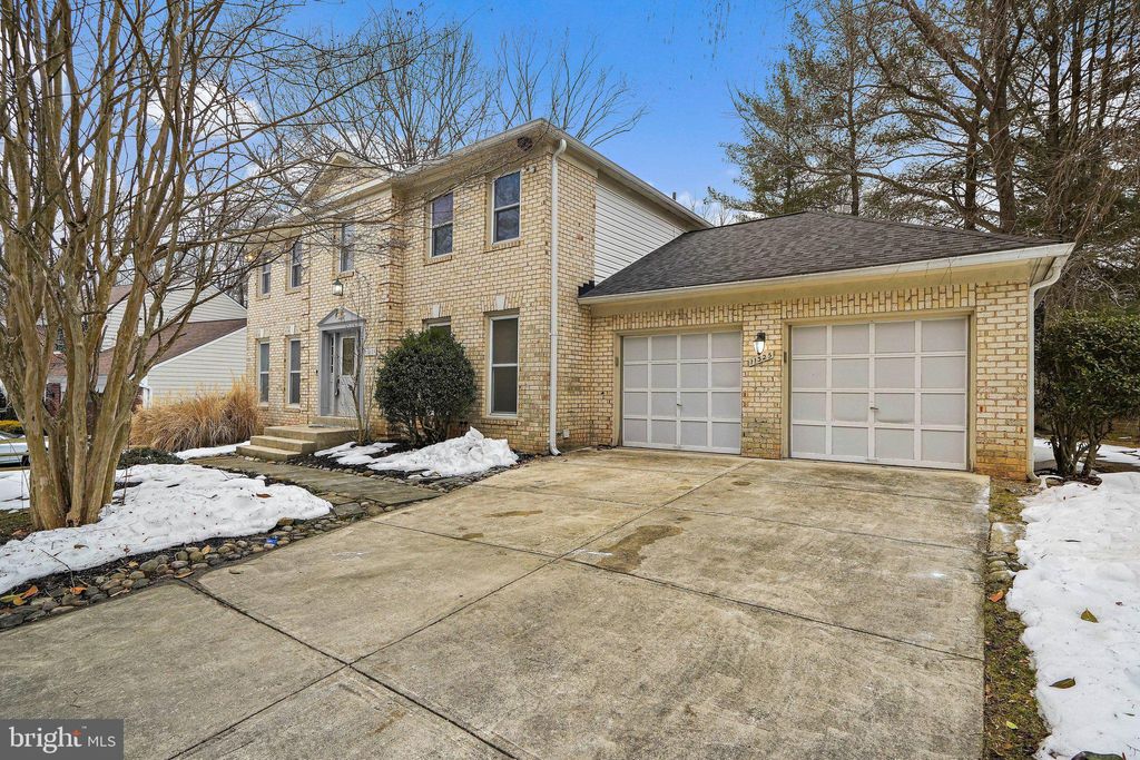 Photo of 11325 Bedfordshire Avenue, POTOMAC, MD 20854 (MLS # MDMC2219402)