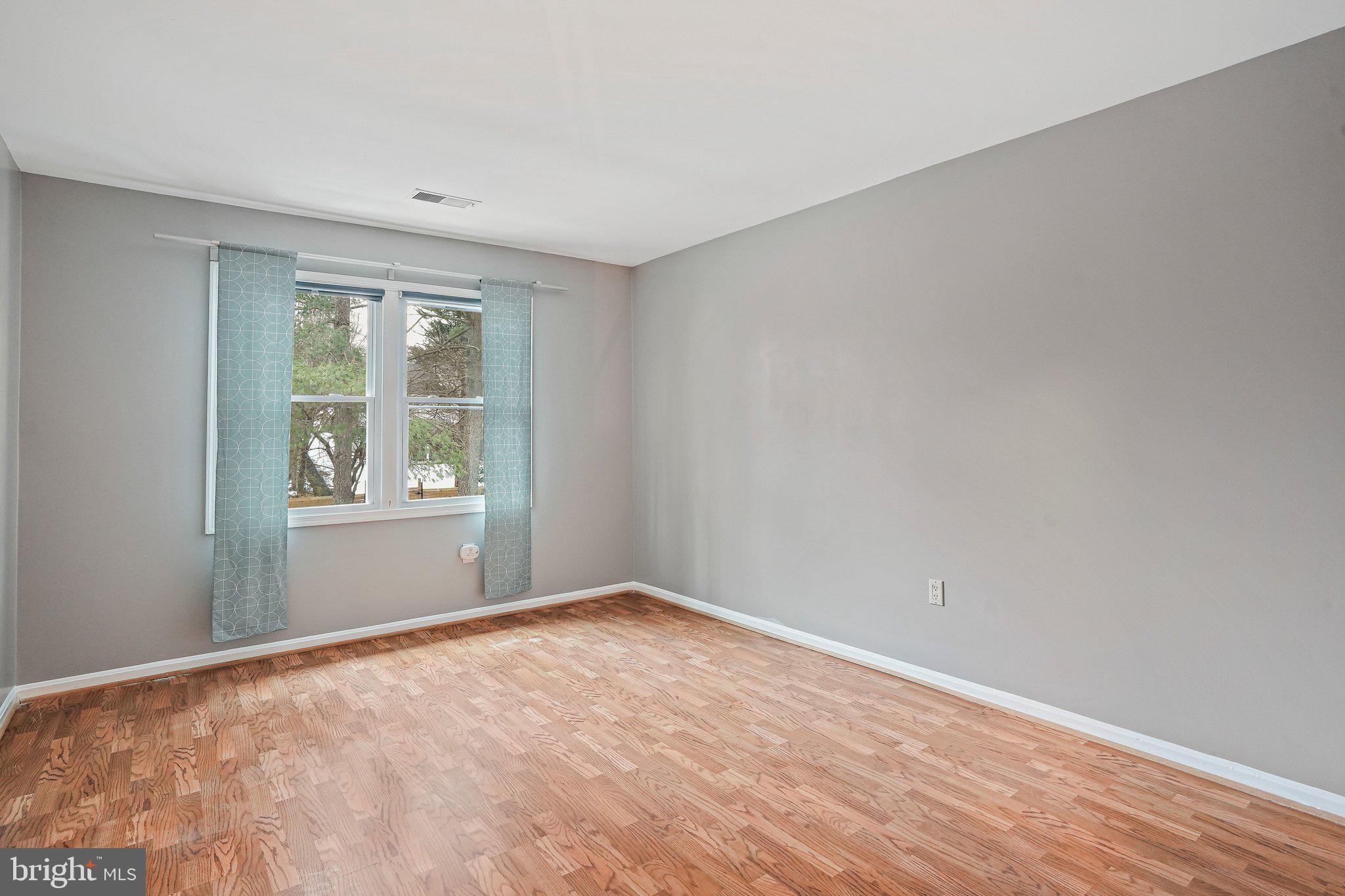 BEDFORDSHIRE - Residential