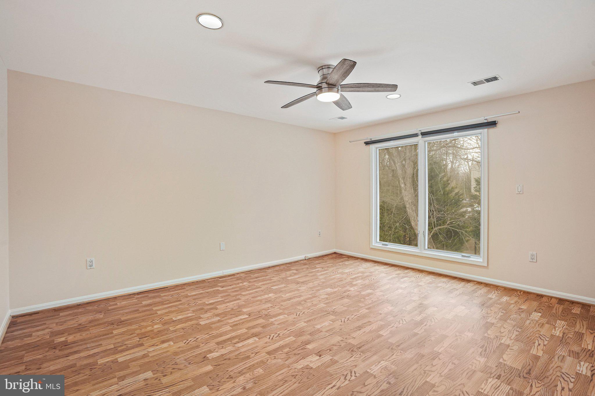 BEDFORDSHIRE - Residential