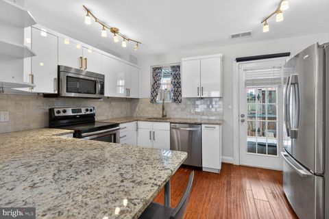 2800 S WAKEFIELD STREET A A ARLINGTON VA 22206