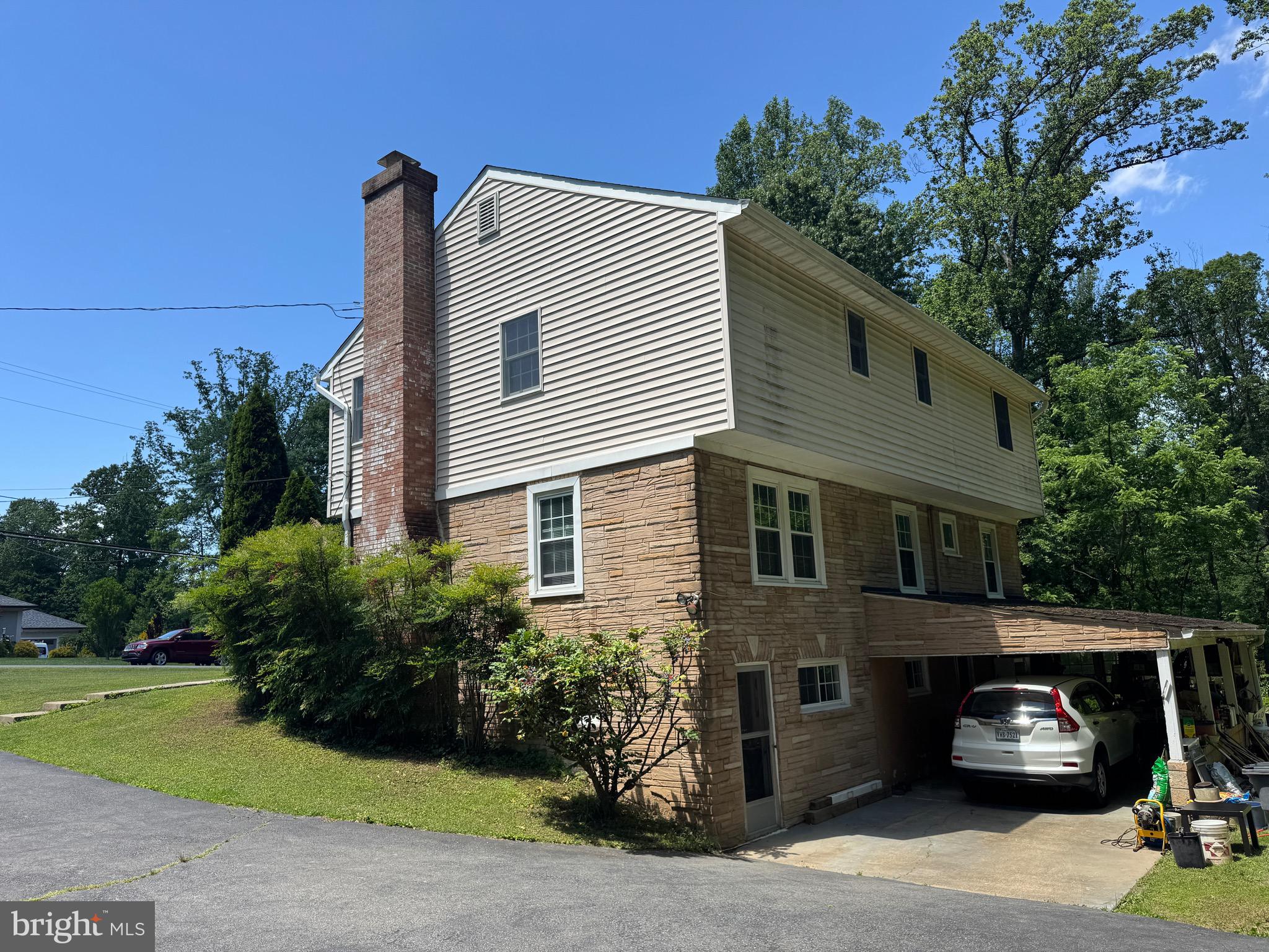 3901 GLENBROOK ROAD