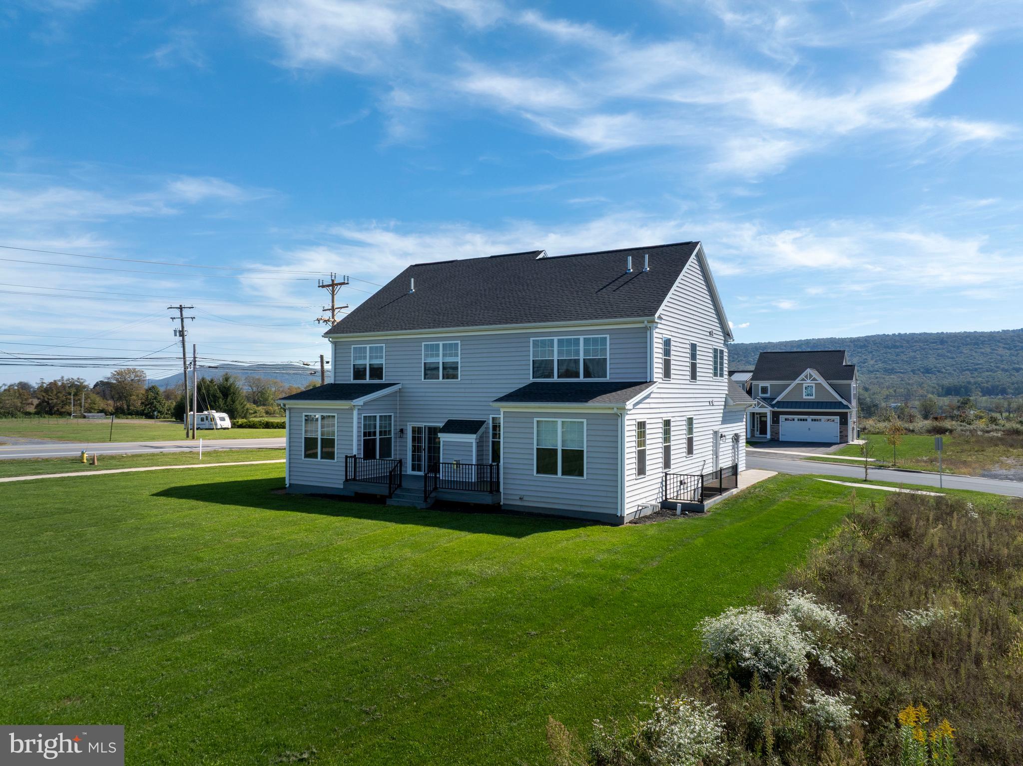 ORCHARD VIEW - Residential