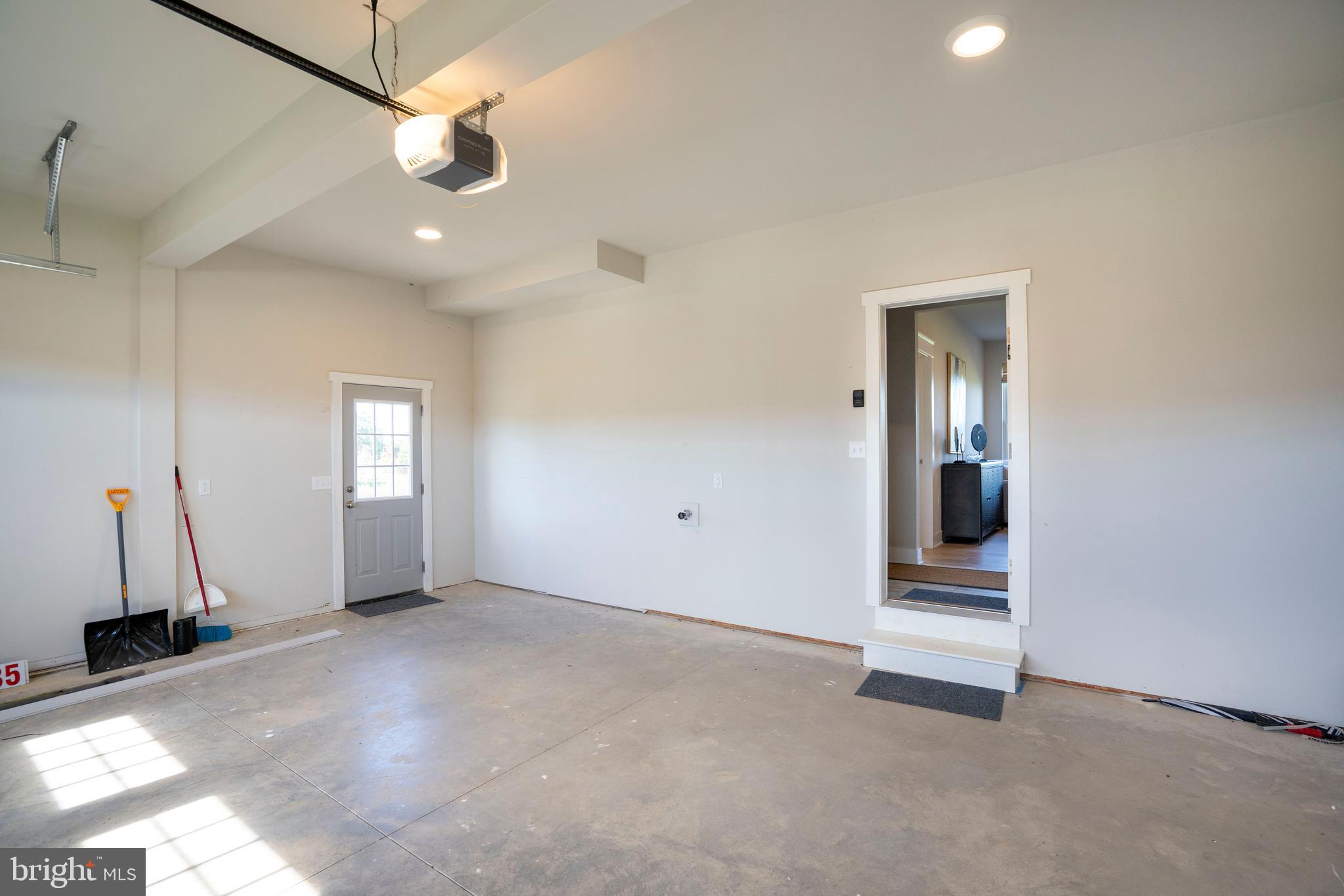 ORCHARD VIEW - Residential