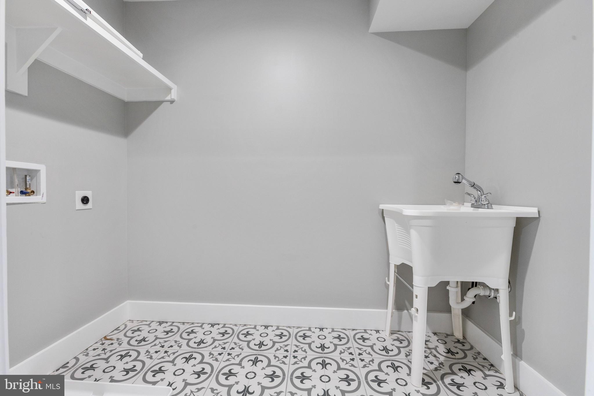 WARNERS ADDITION TO KENSINGTON - Residential